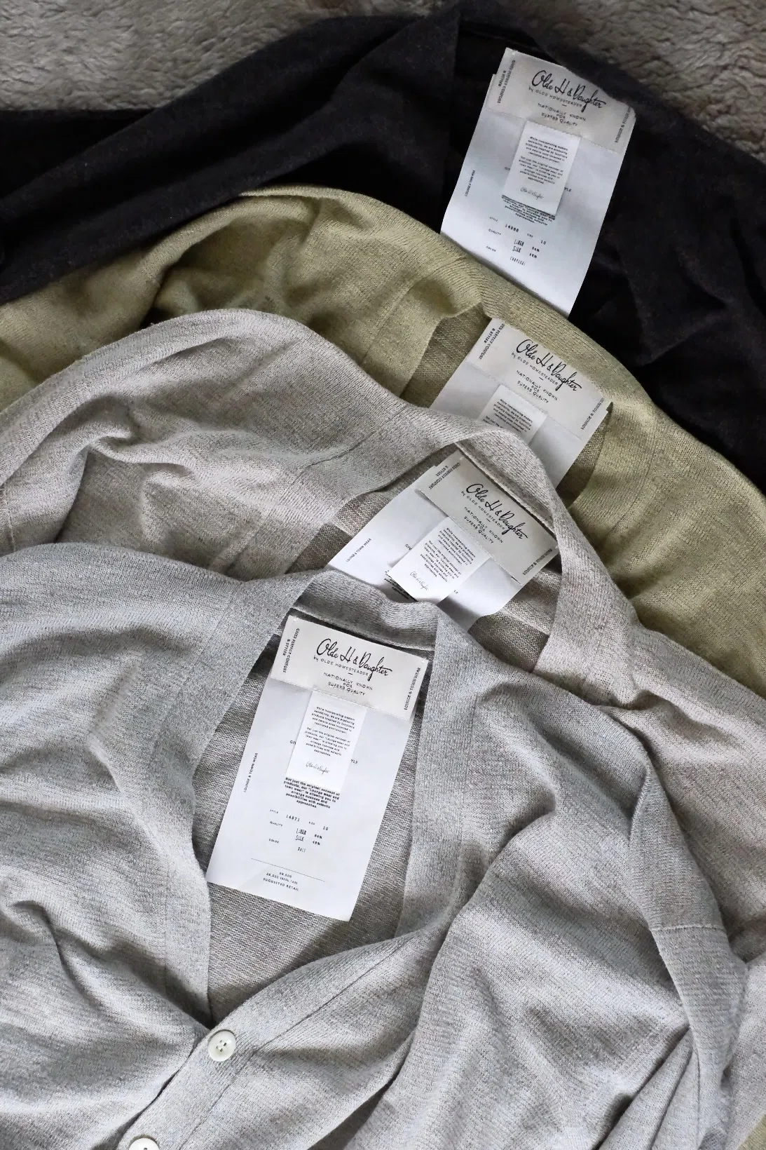 力の抜けた上品さ、シルクリネンという贅沢 ”olde h&daughter LINEN