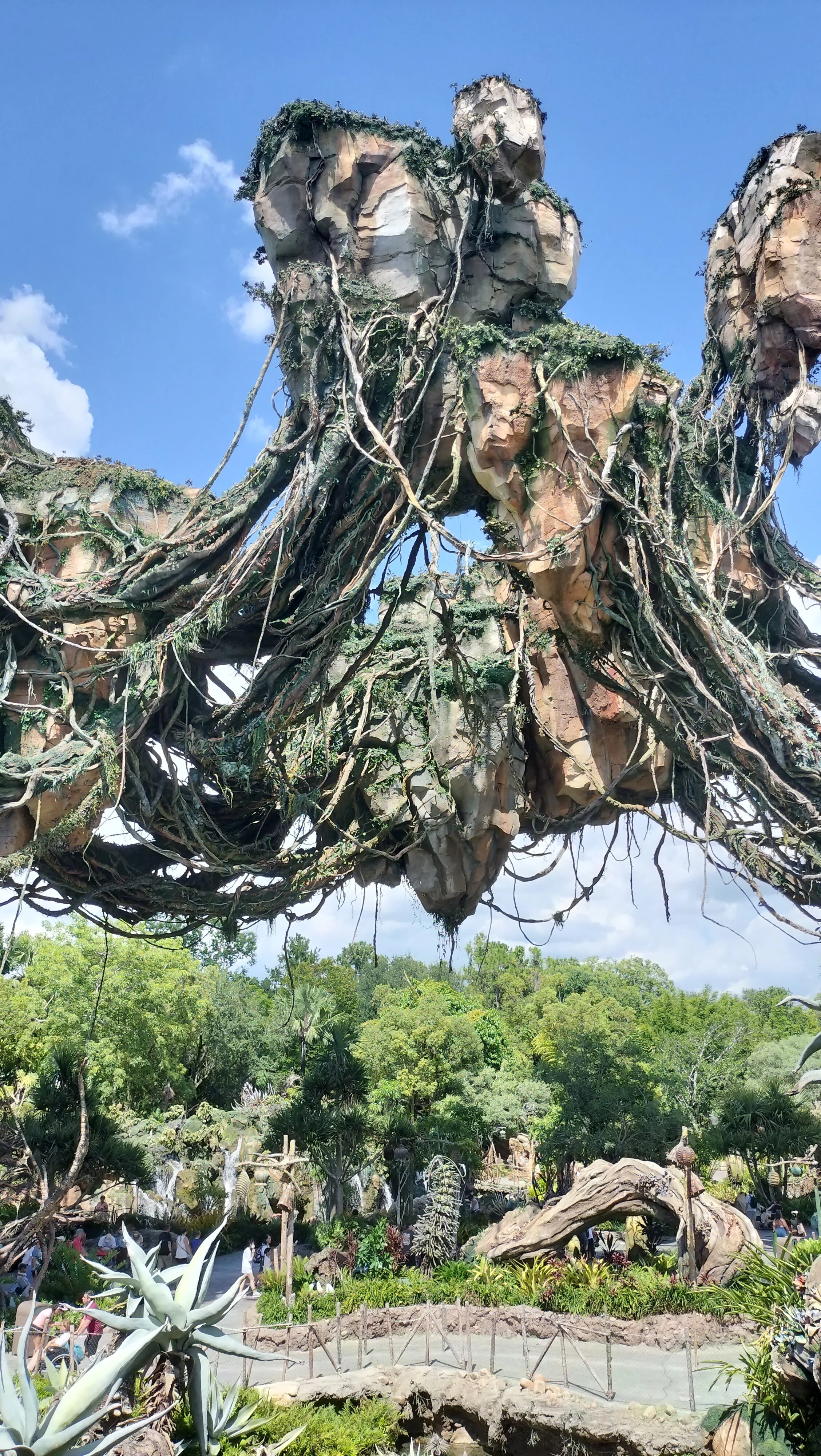WDW4日目]パークホッパー使って朝のパレード満喫したりトロンになっ