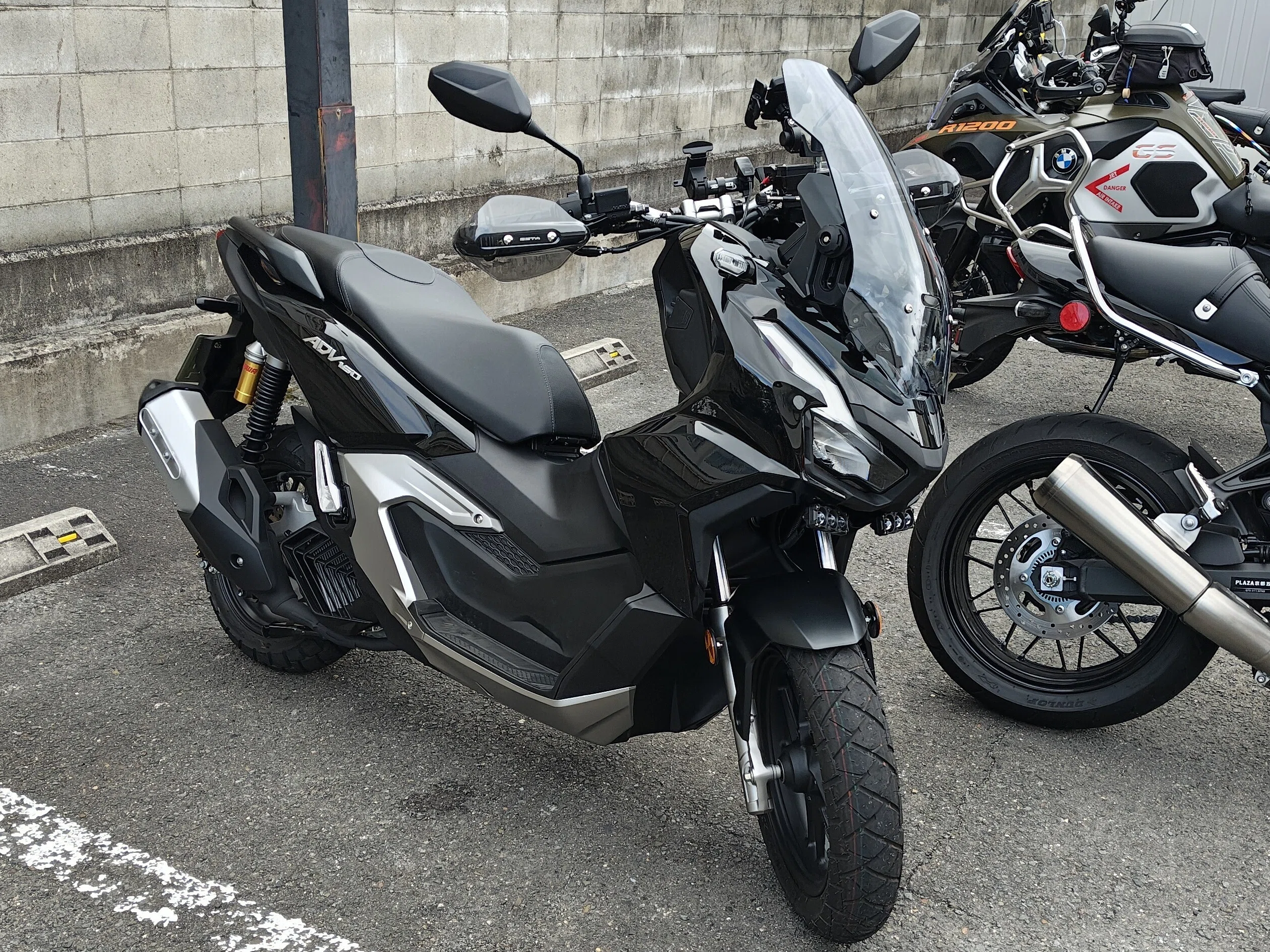 ADV160（KF54）キタコフェンダーレス 他カスタムパーツ ADV160