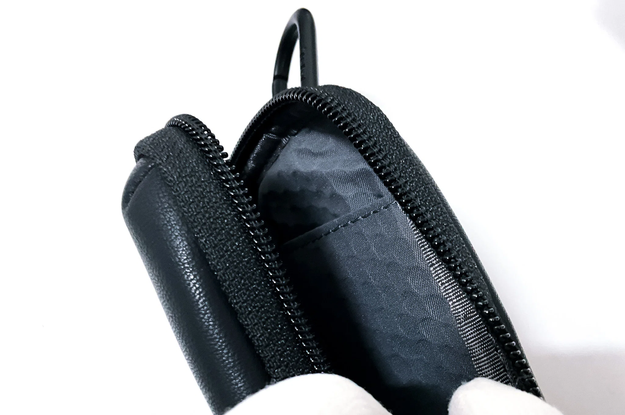 TUMI】「モジュラー・アクセサリー・ポーチ レザーver.」を開封【過ぎ