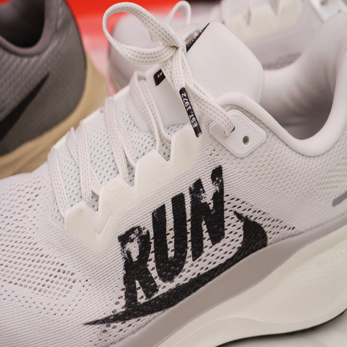 Shoe Review] A Great Deal at the End of the Model Cycle! A 