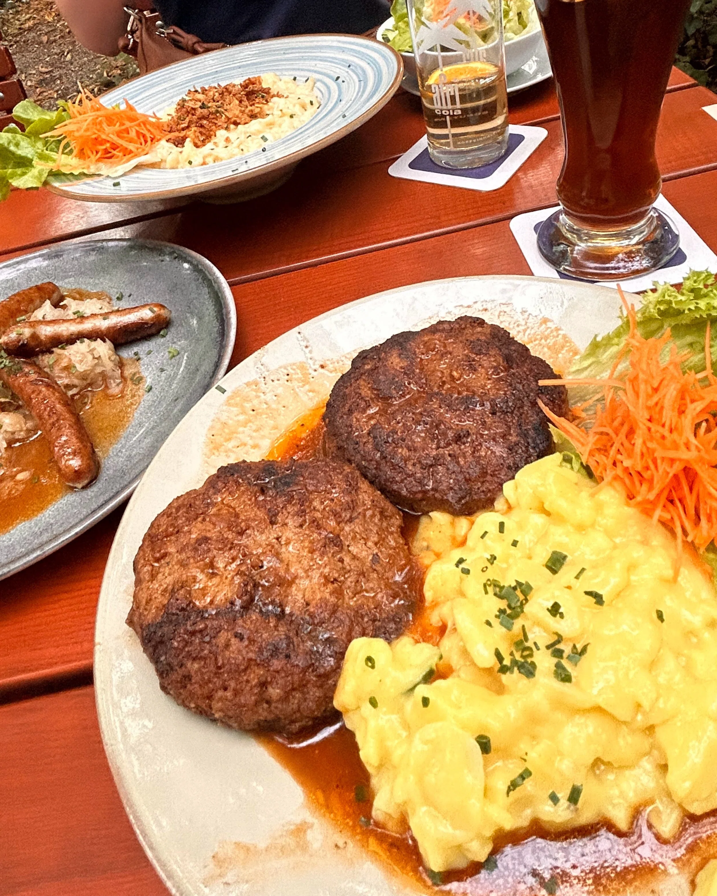 ミュンヘン ー バイエルン料理とBMWと、父へのお土産｜Pablo
