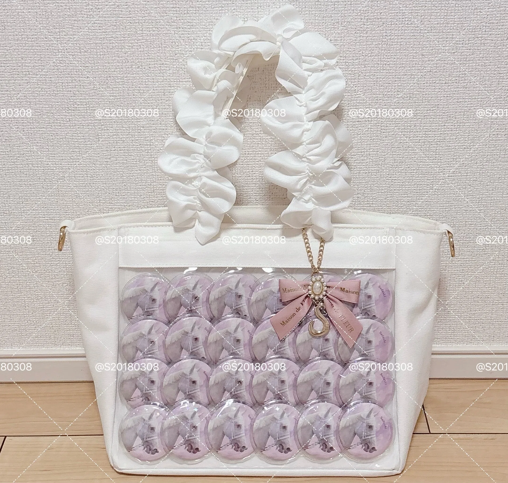 競馬グッズの収納アイデア｜♡