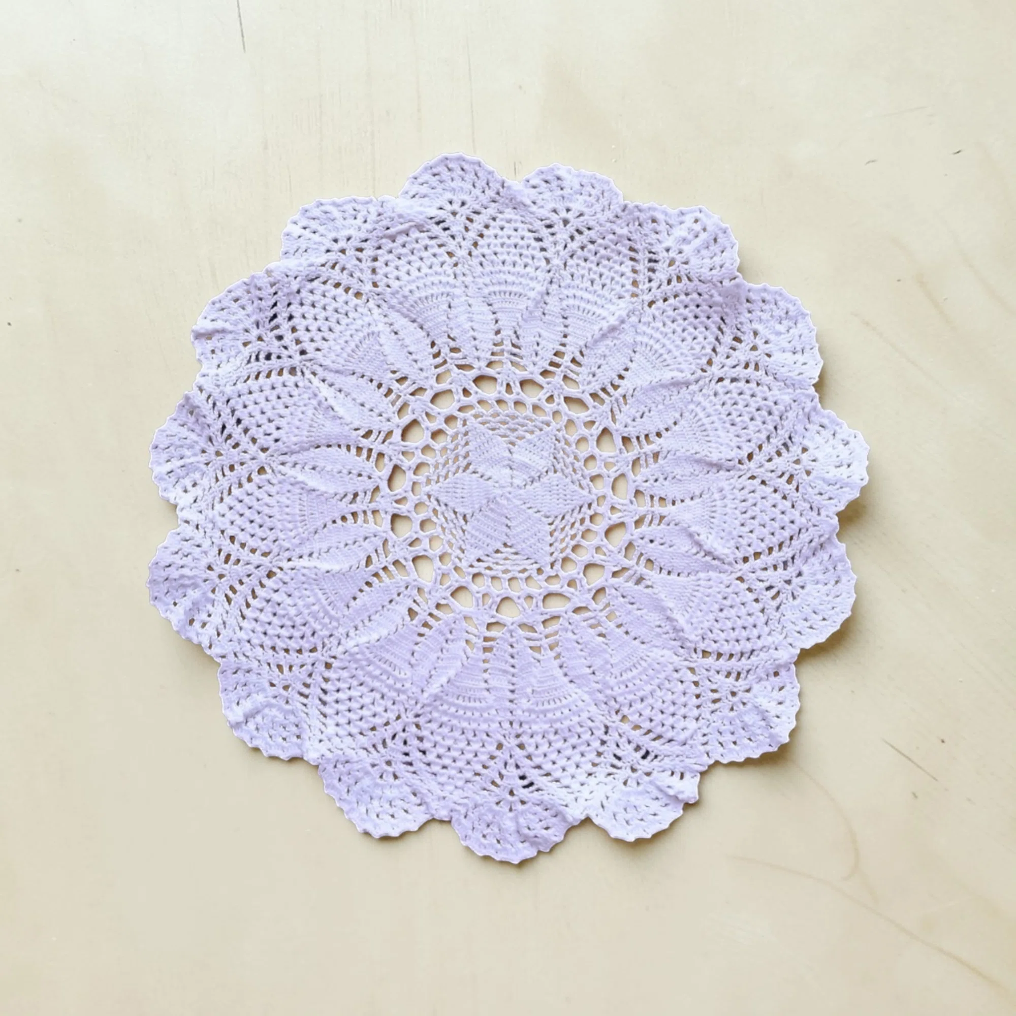 パイナップル編みのドイリー 17㎝｜water tree crochet
