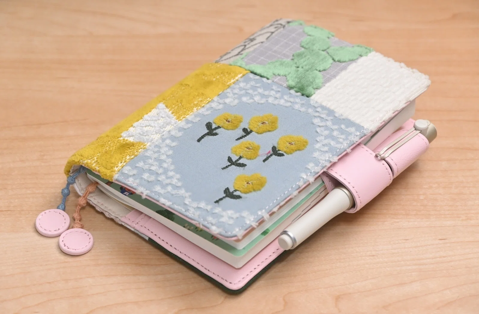 ほぼ日手帳】ミナ ペルホネンのカバーをプレゼントでいただきました