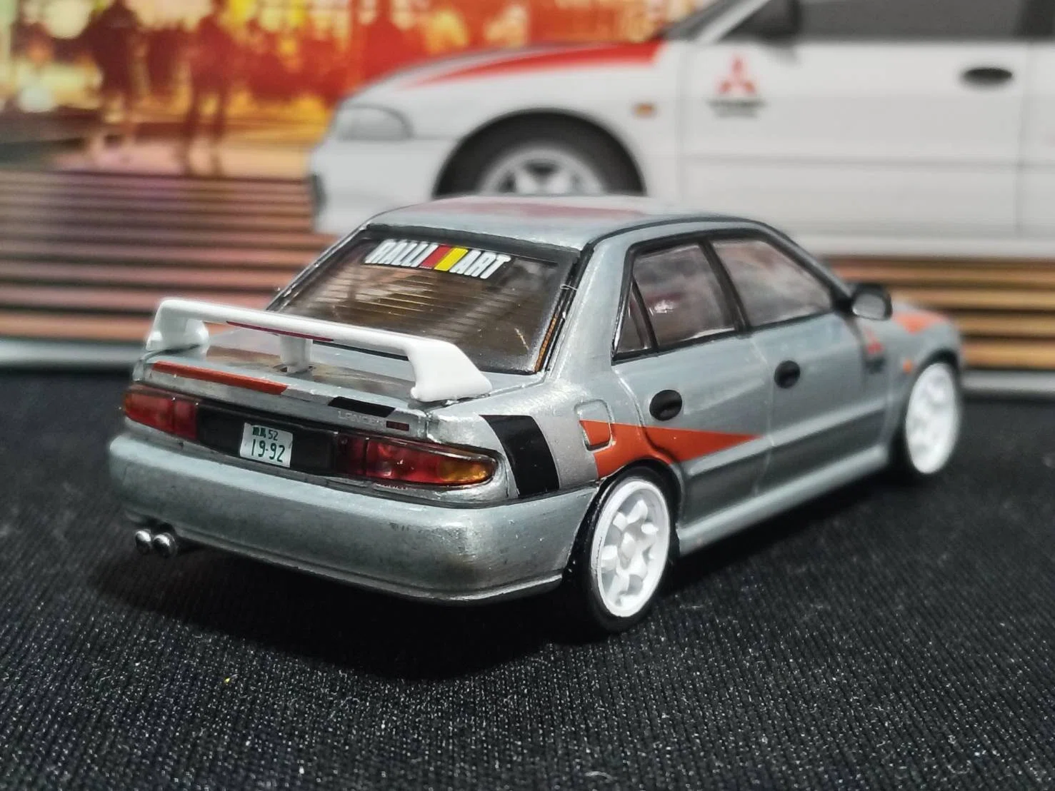 Tarmac Works GLOBAL64 1/64 Mitsubishi Lancer RS Evolution White 