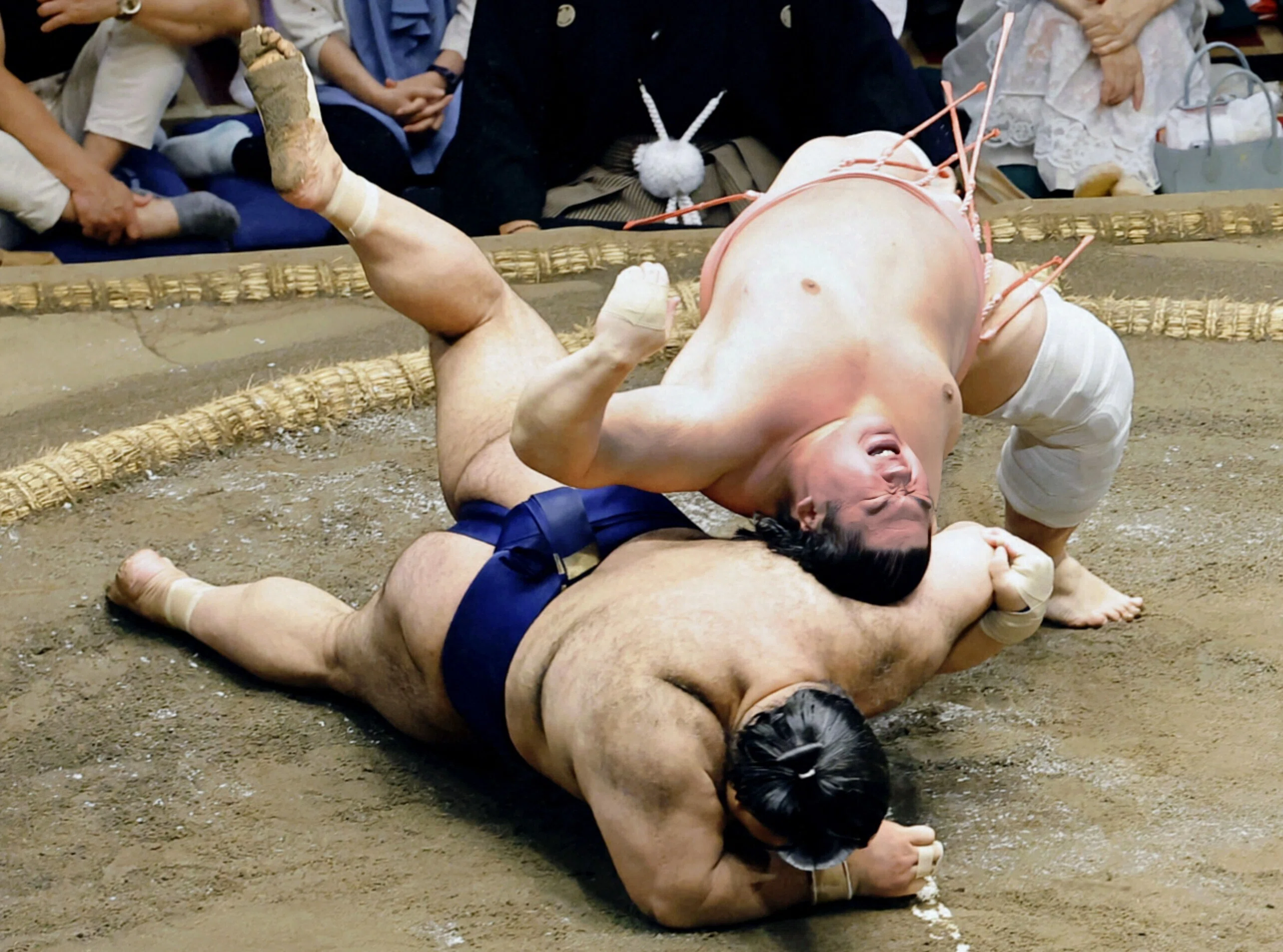 宇良の反り技・角界のスープレックス！｜ストロング