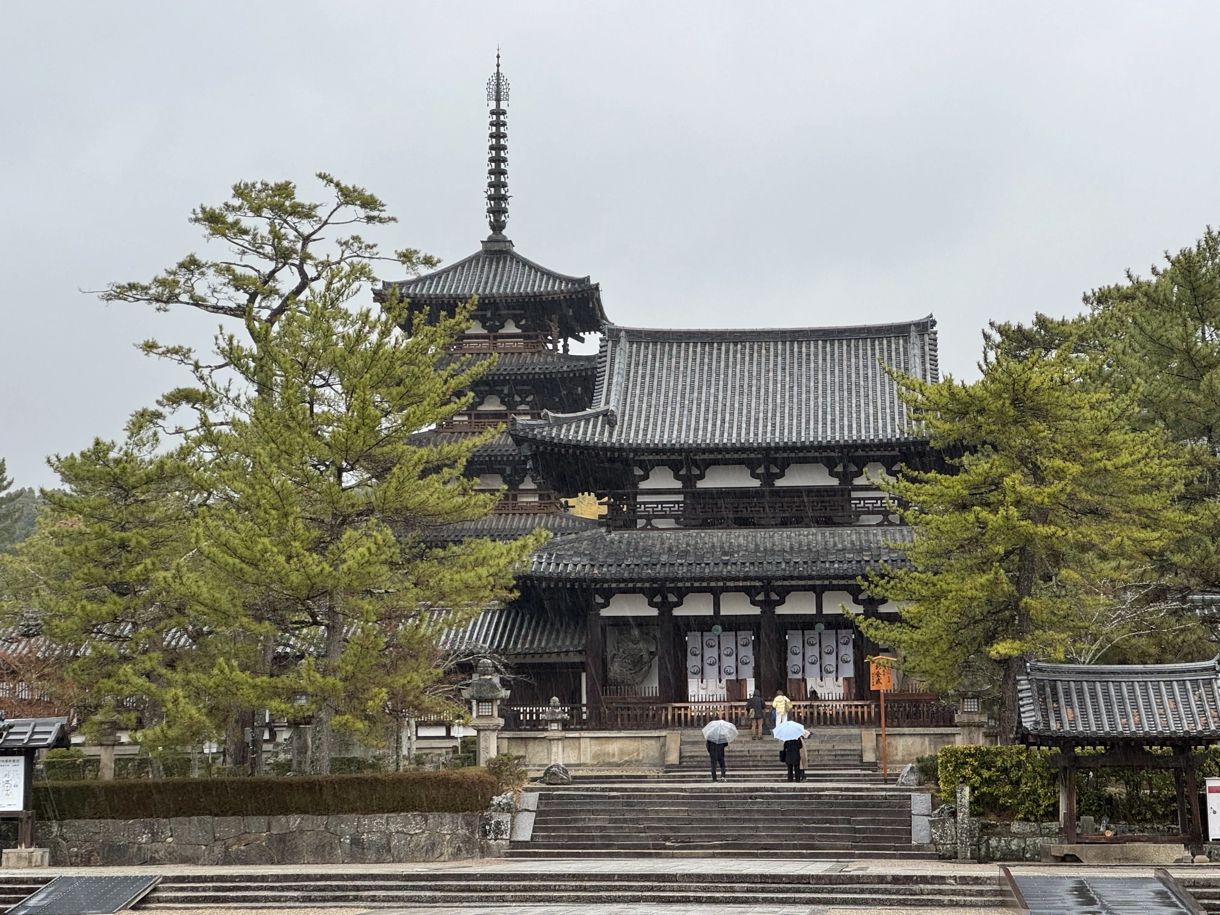 奈良漬ソフトで鐘が鳴るなり法隆寺のお土産「御旅印マグネット」｜結城