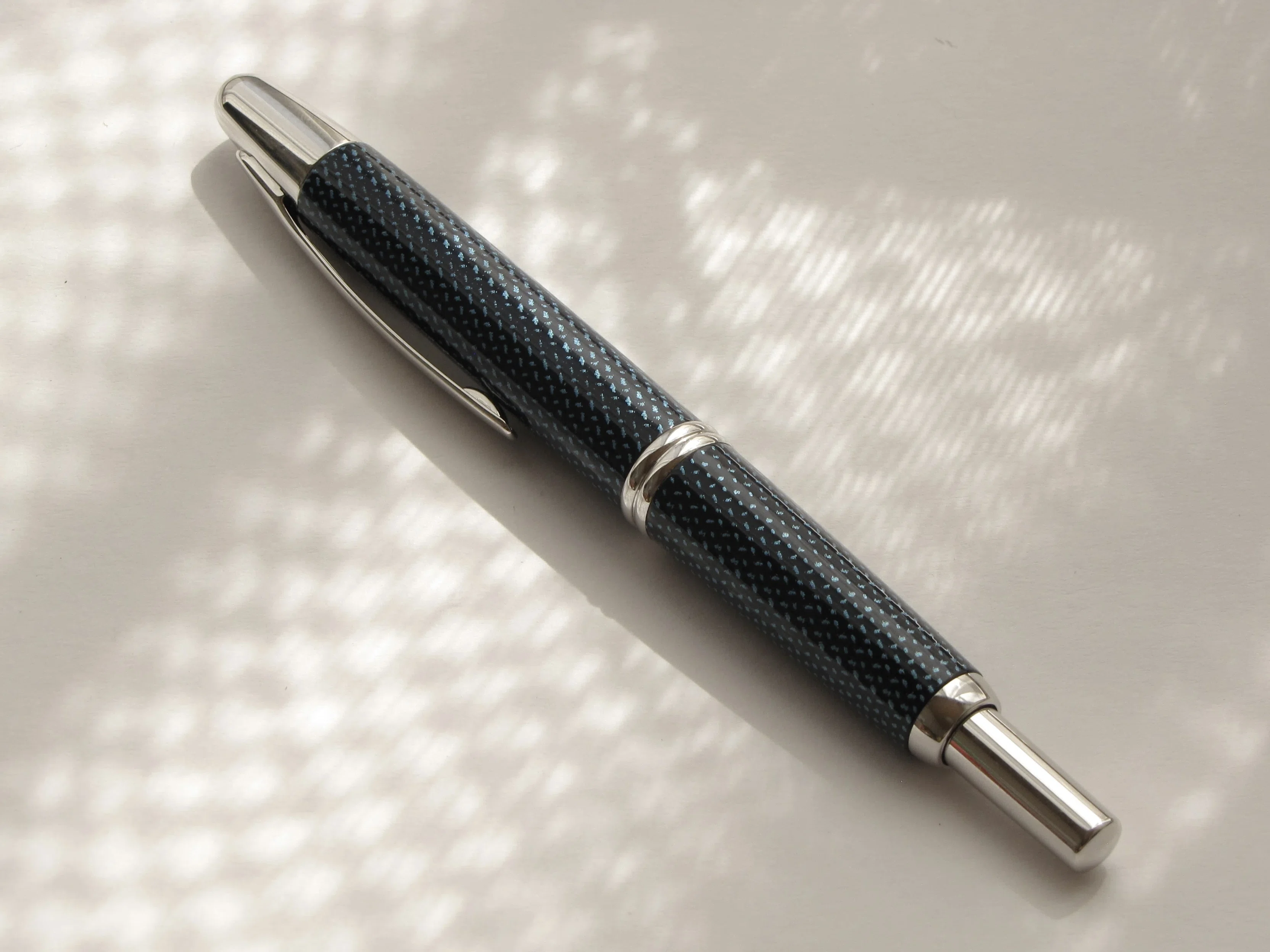 PILOT CAPLESS Kasuri 赤 万年筆 字幅EF Pilot／Capless Kasuri EF｜Summa.／すま。