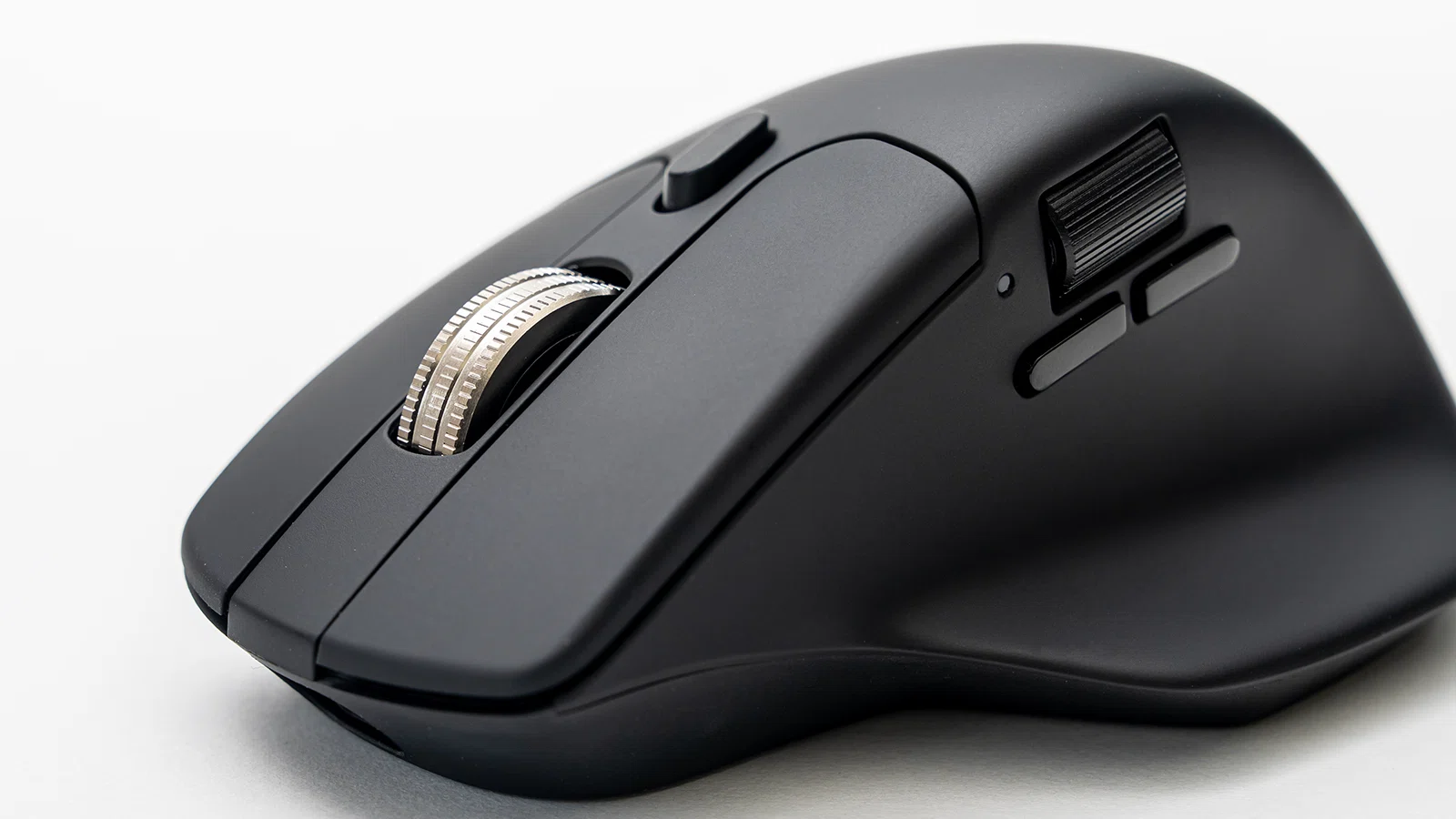 Keychron M6 ワイヤレスマウス レビュー 圧倒的な没入感。機能性の高