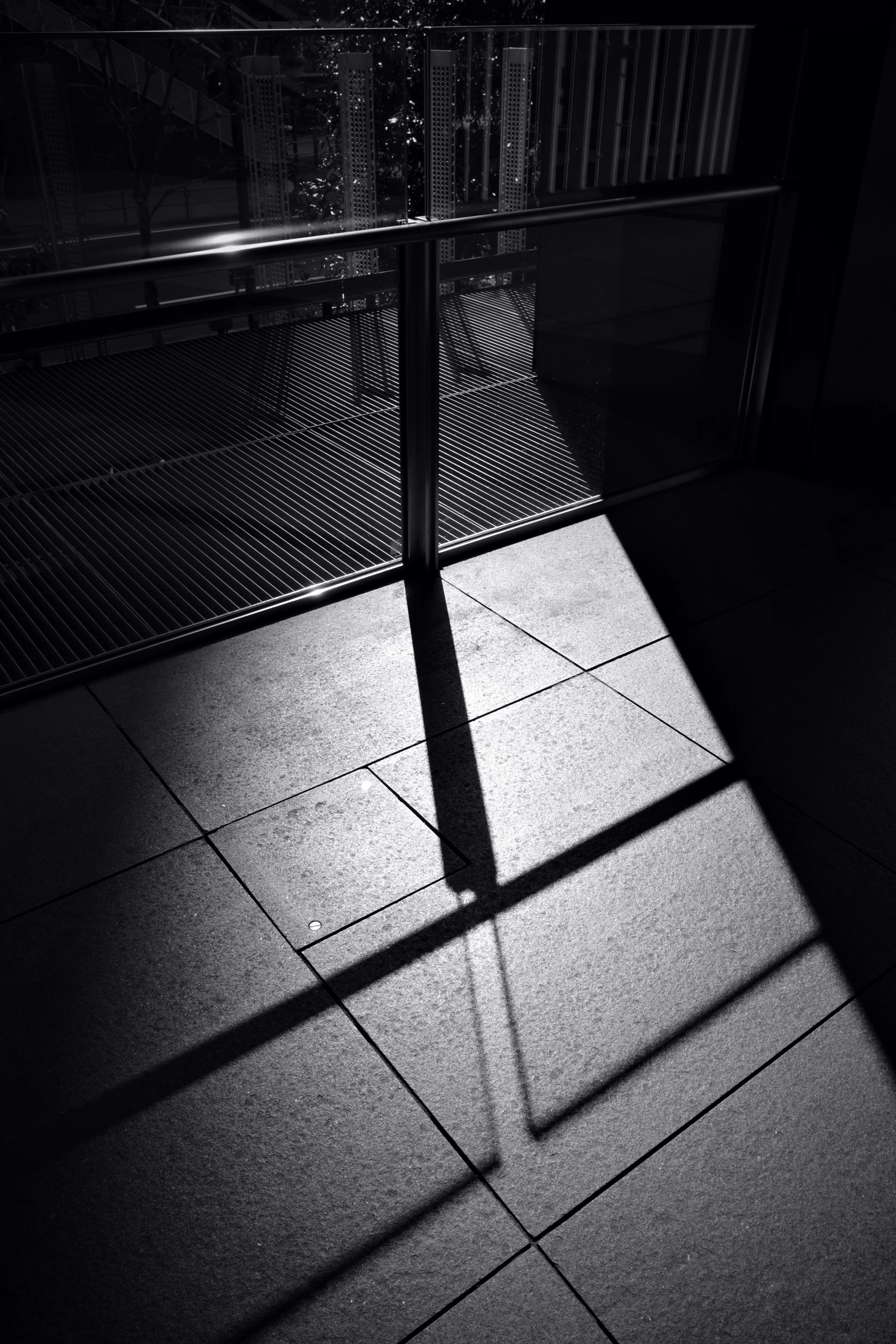 GRⅣ Monochromeを使って考えたこと｜JTC Photographer (そうだ