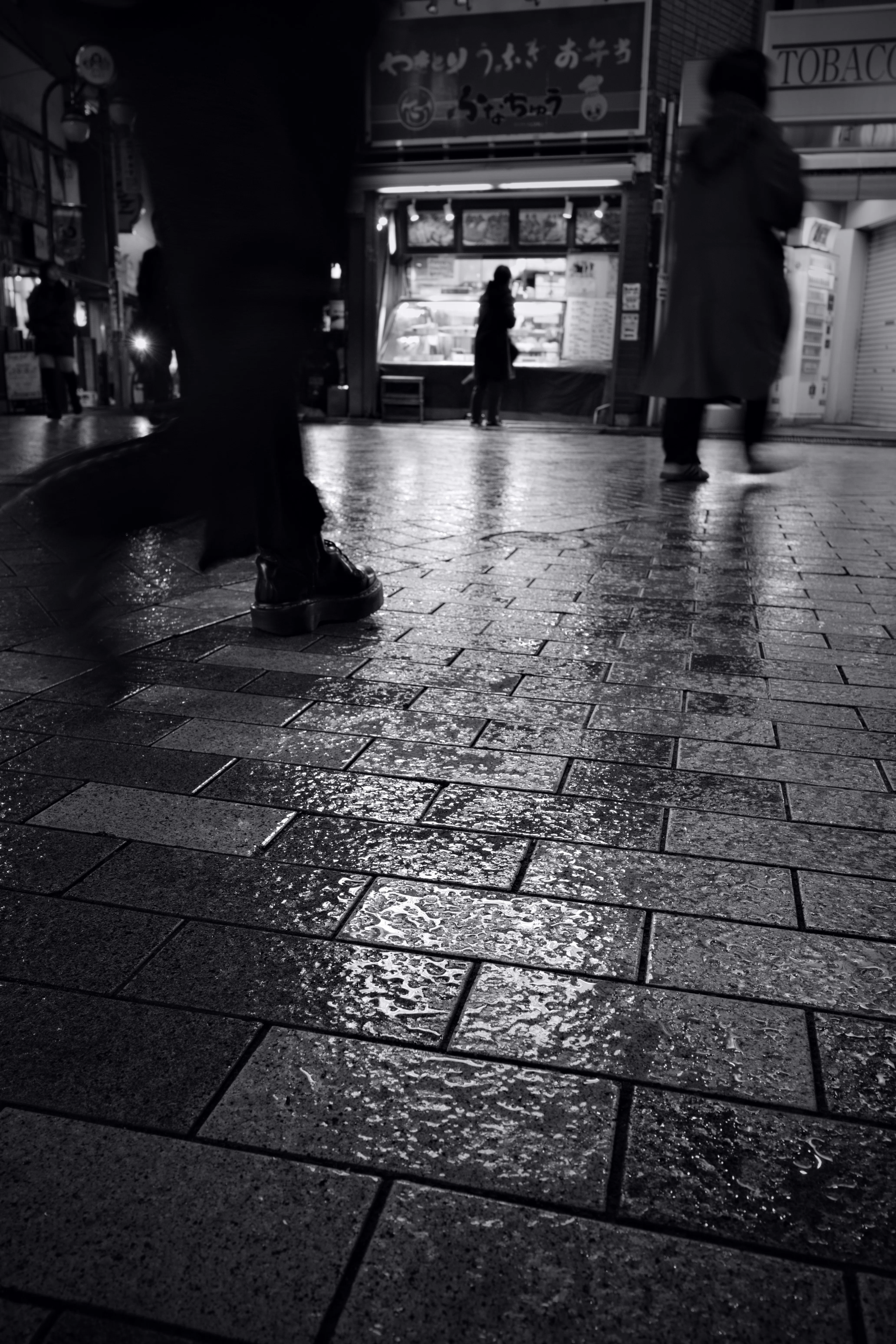 GRⅣ Monochromeを使って考えたこと｜JTC Photographer (そうだ