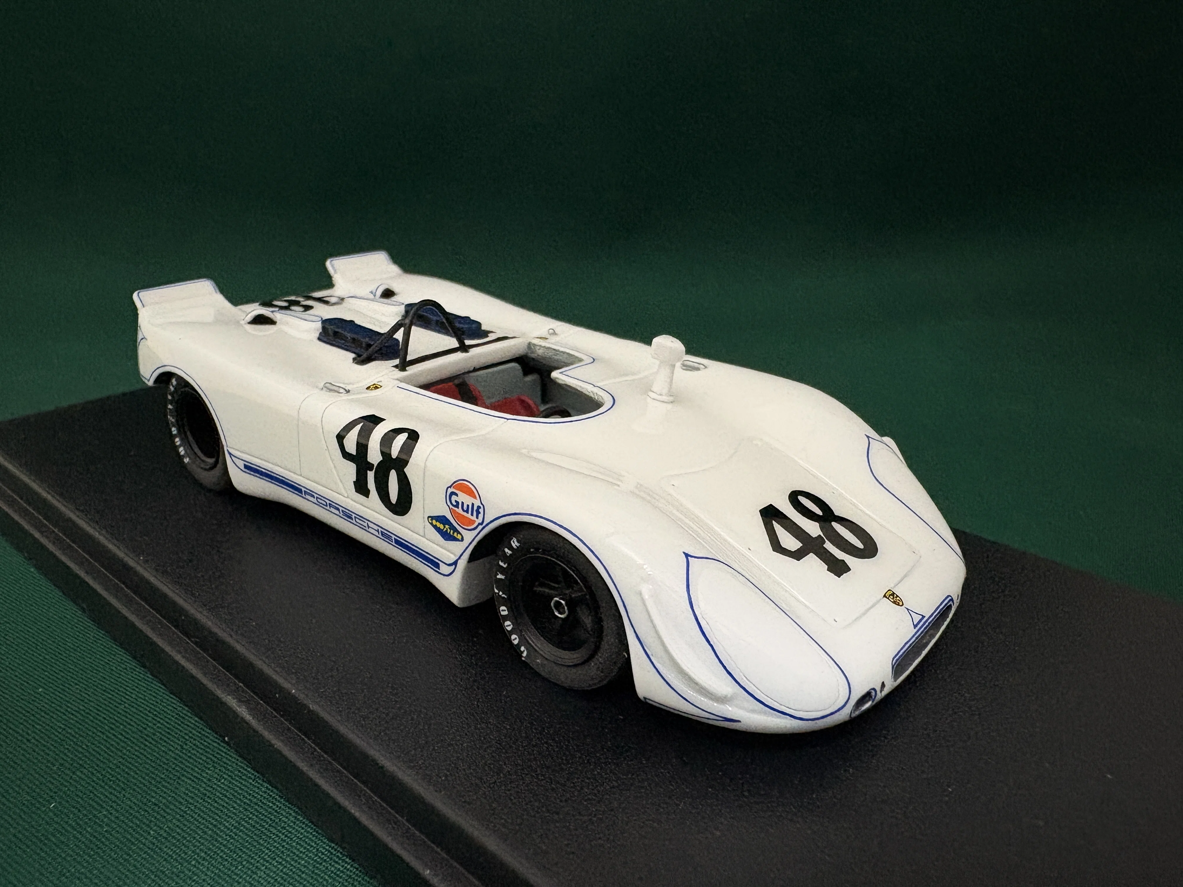 レアモデル列伝-50 1/43 Steve McQueen & Porsche 908/2｜猫夫