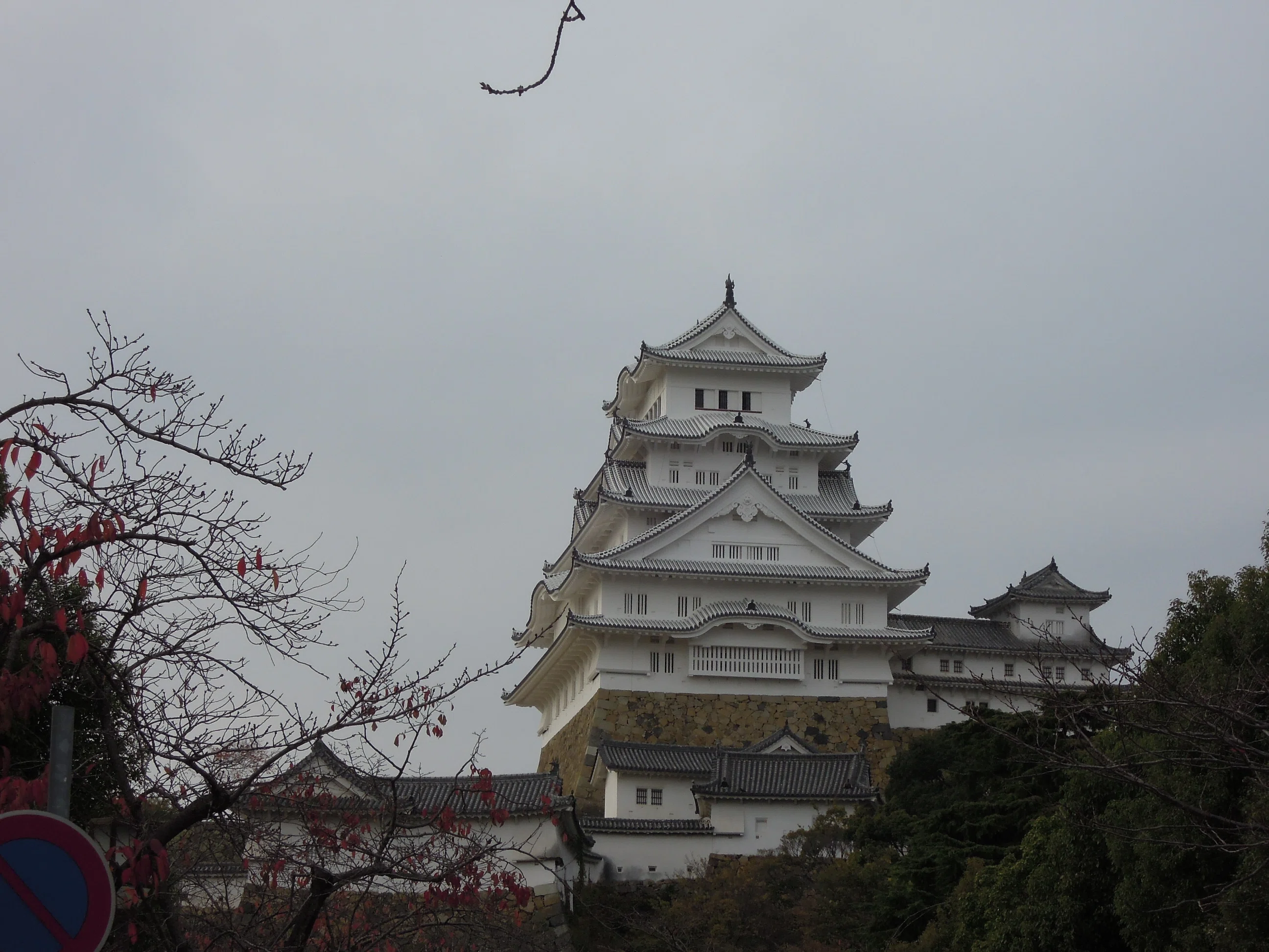 今しか行けない旅に出る（現存天守12城、弘前城へ、計画一旦保留