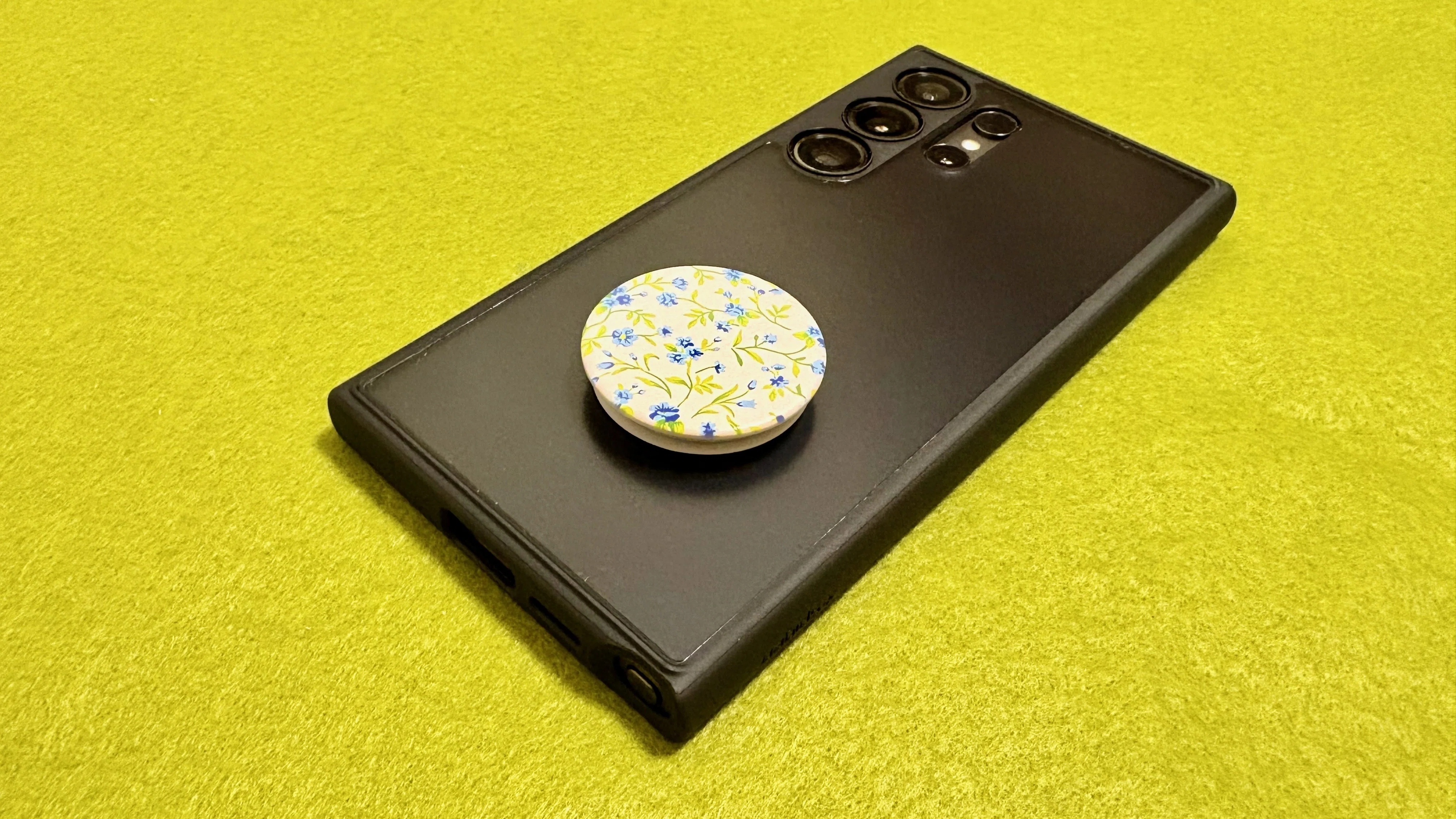 40代のスマホ生活にPOPSOCKETS（ポップソケッツ）はフィットするか