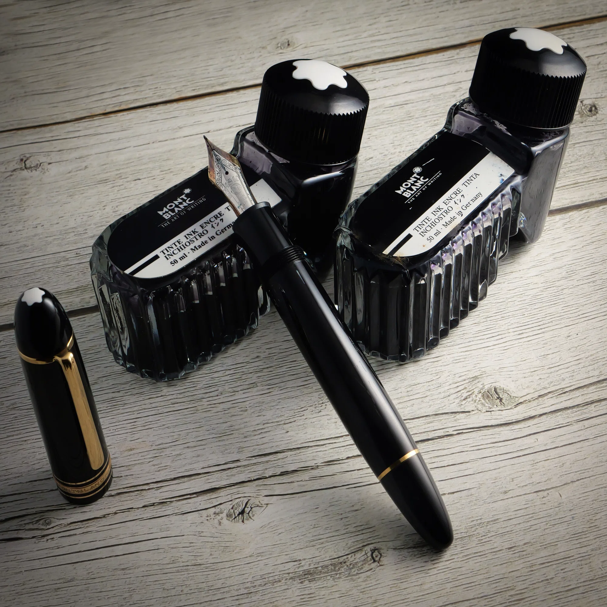 黒の先入観と書き味の実像：Montblanc Mystery Black｜Hideo Takehara