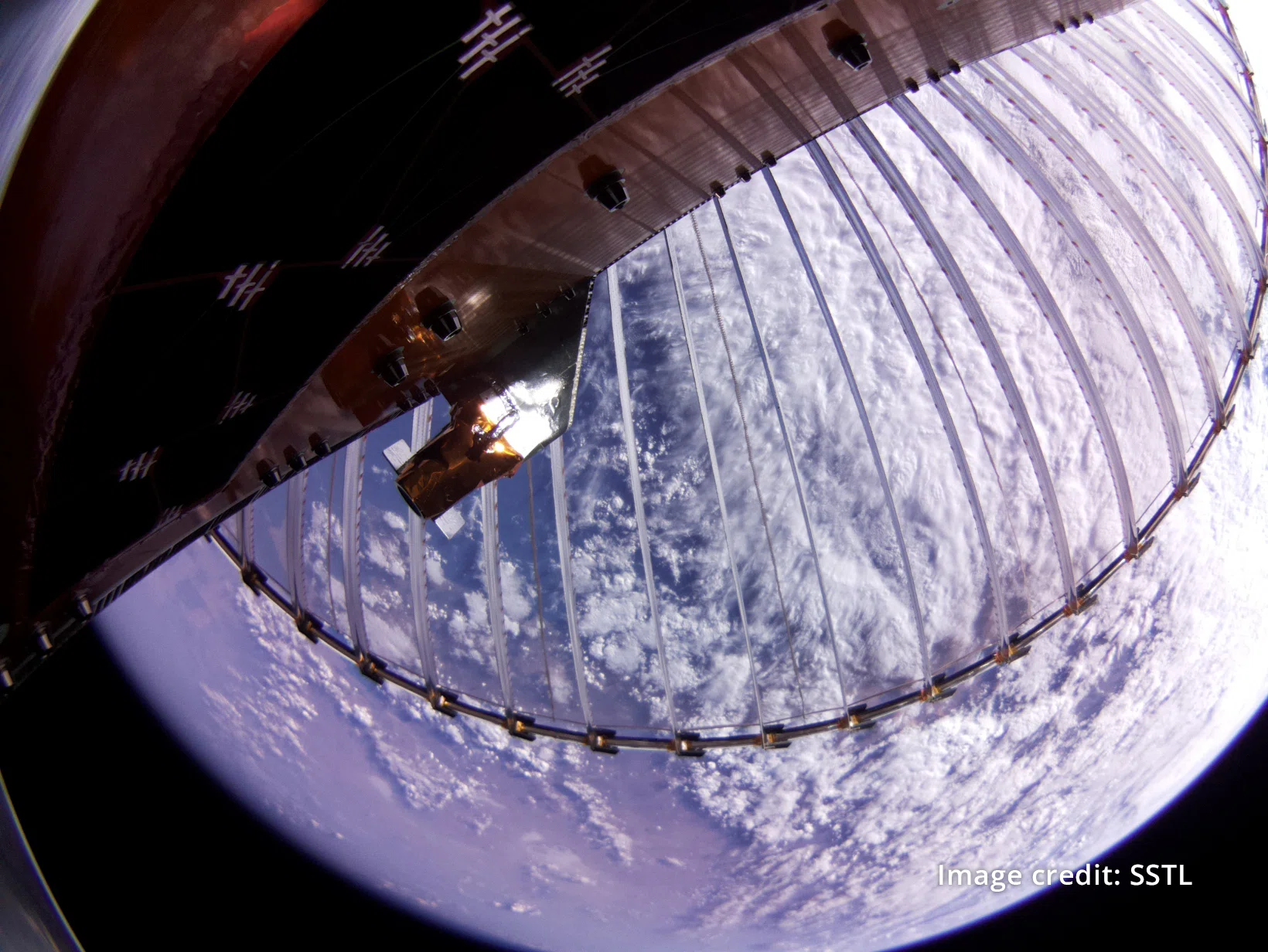 自分がつくった人工衛星（のアンテナ）が宇宙へ飛んでいった話
