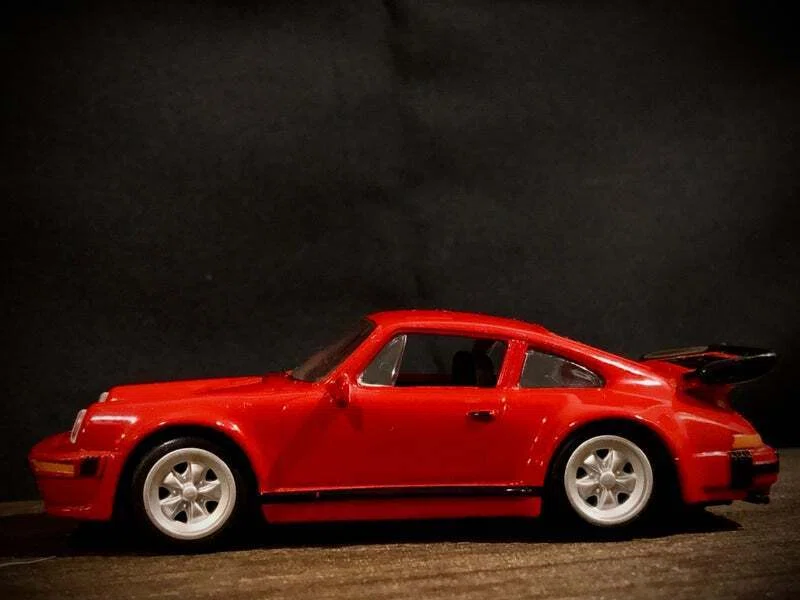 デルプラド 1/43 ポルシェ 930 ターボ｜てOのミニカー日記。