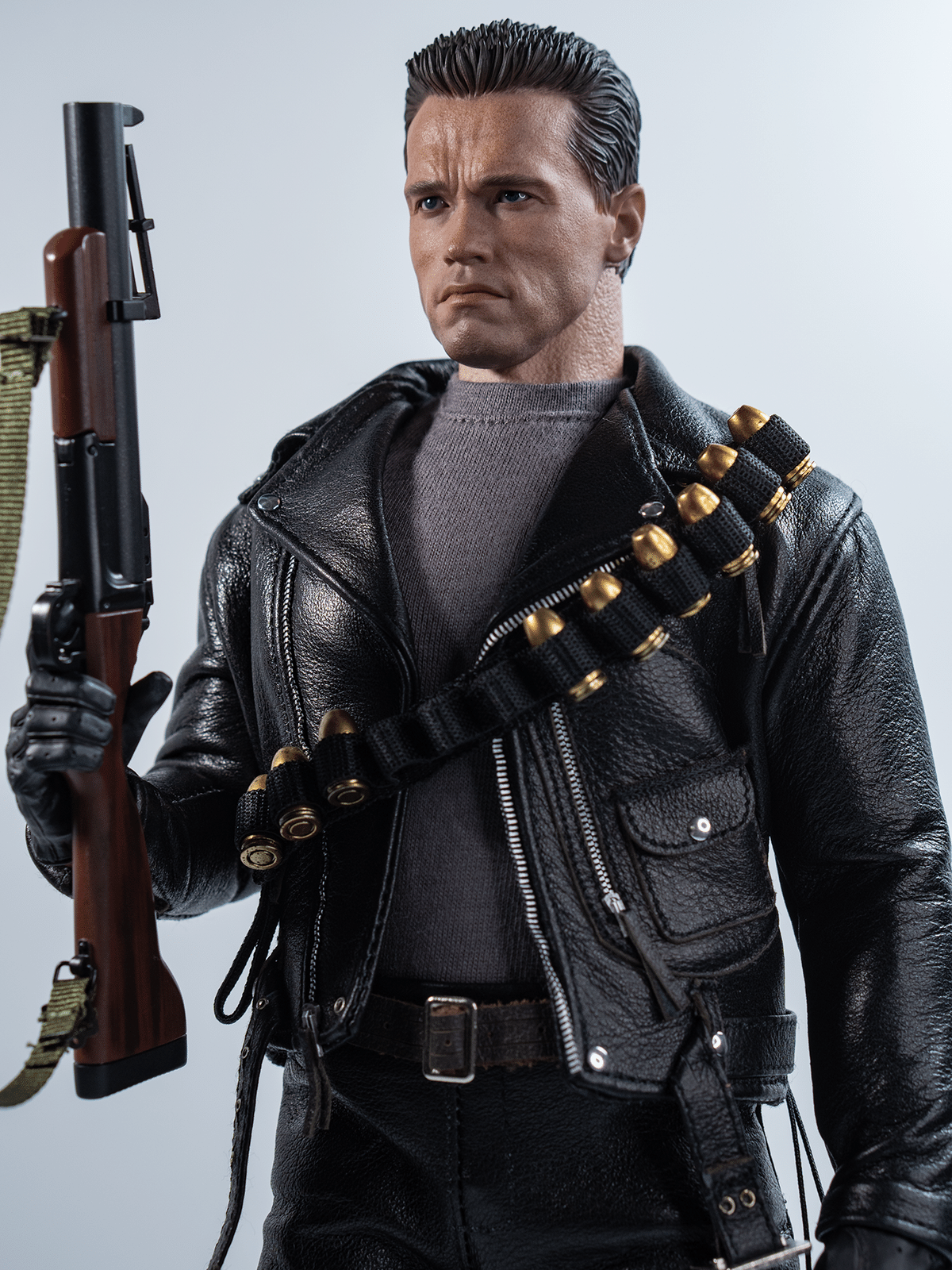 レビュー】Hot Toys T-800 (2.0) from 『ターミネーター2』 ｜Haruki's