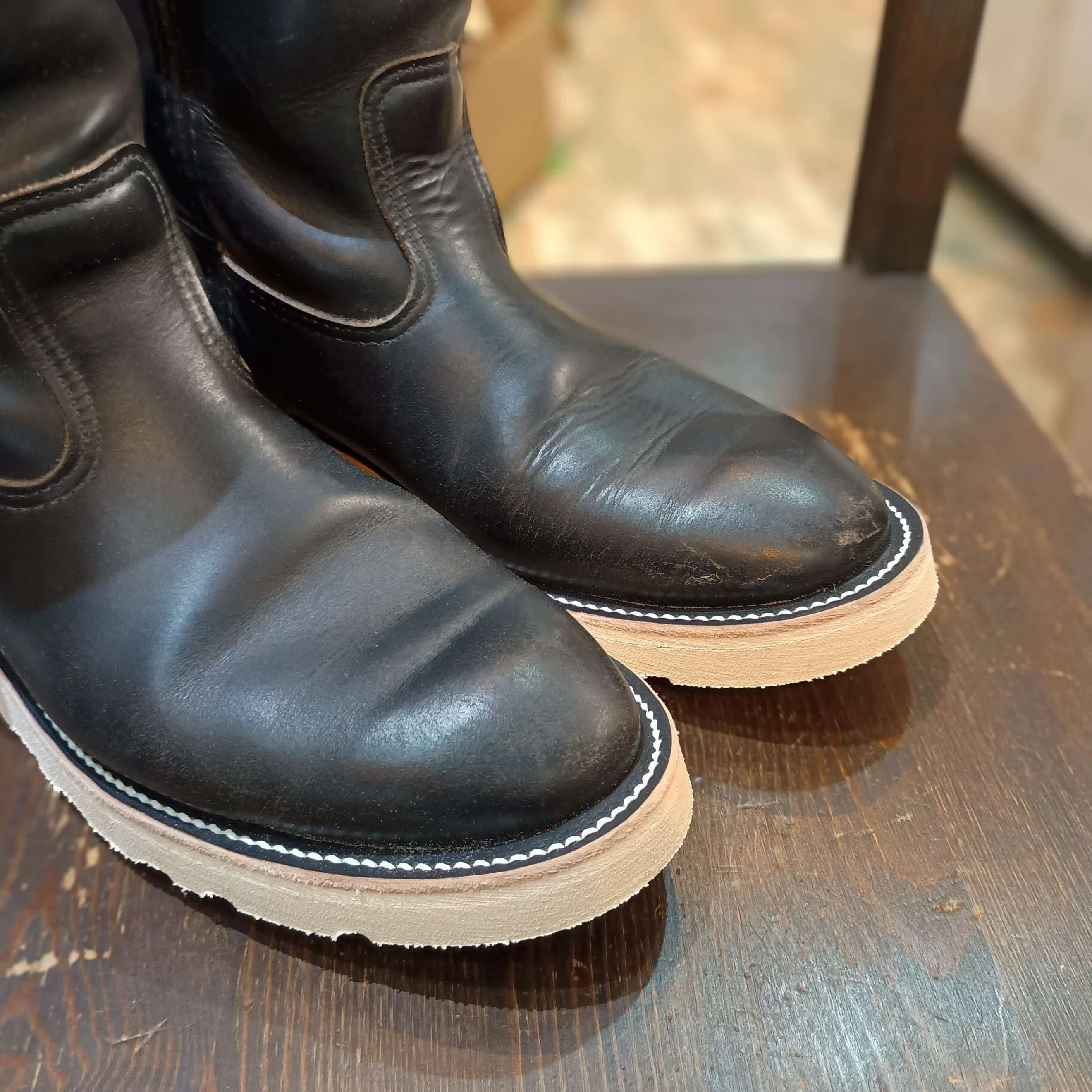 Resole/ソールカスタム】Red Wing#8169 PECOS+vibram#4014｜CREA