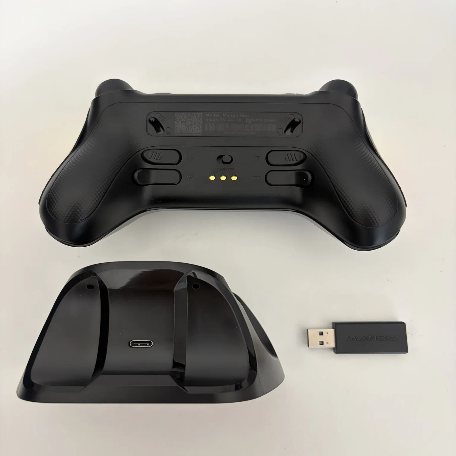 多機能すぎるゲームコントローラー。ManbaOne ver.2を使ってみた｜うにぼー