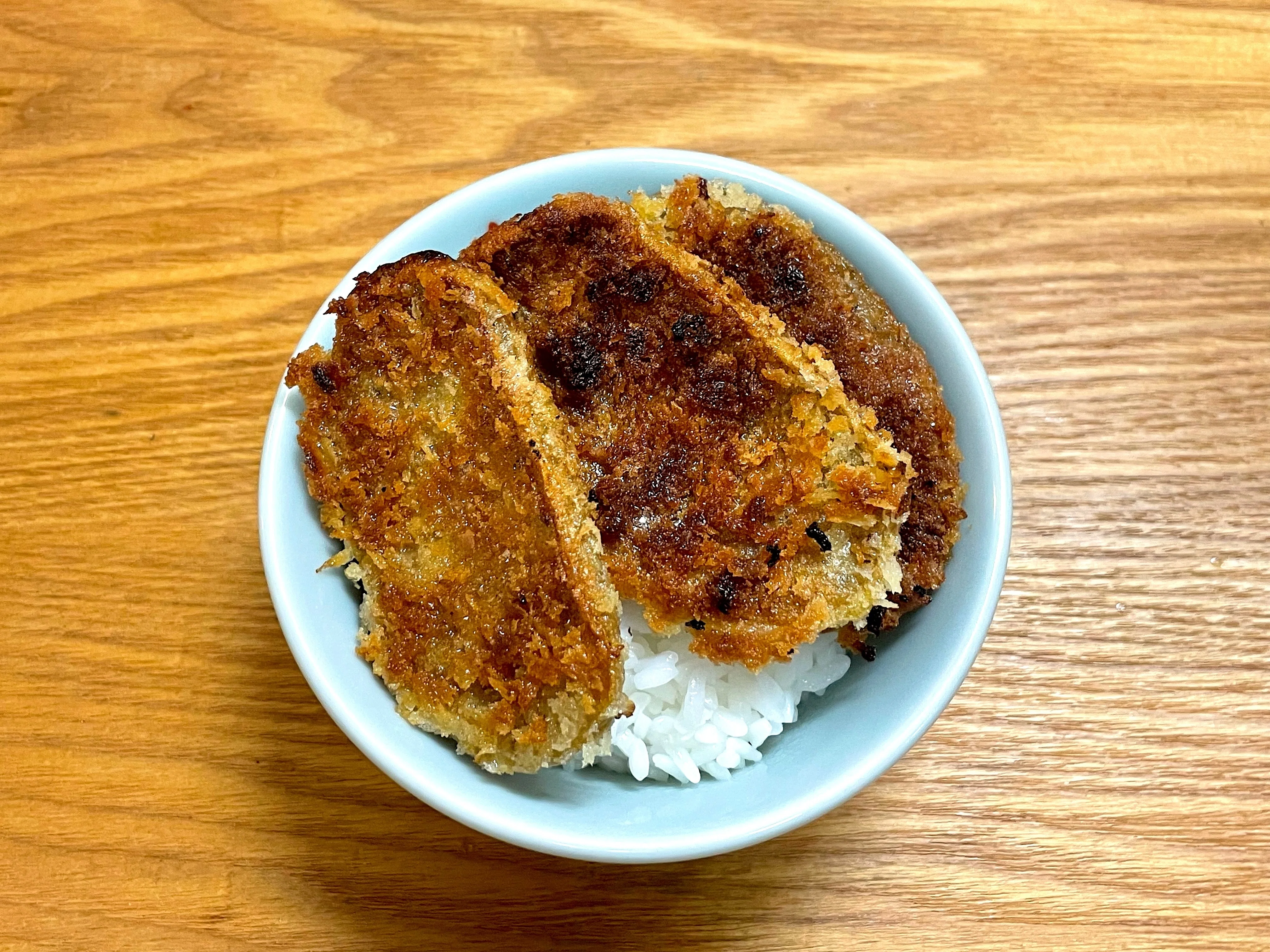 黒はんぺん丼｜小野瀬雅生
