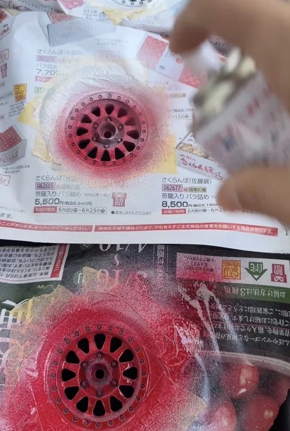 1/8サイズの巨大ラジコンボディの再現塗装が完了しました｜SHO-Room🚙💨