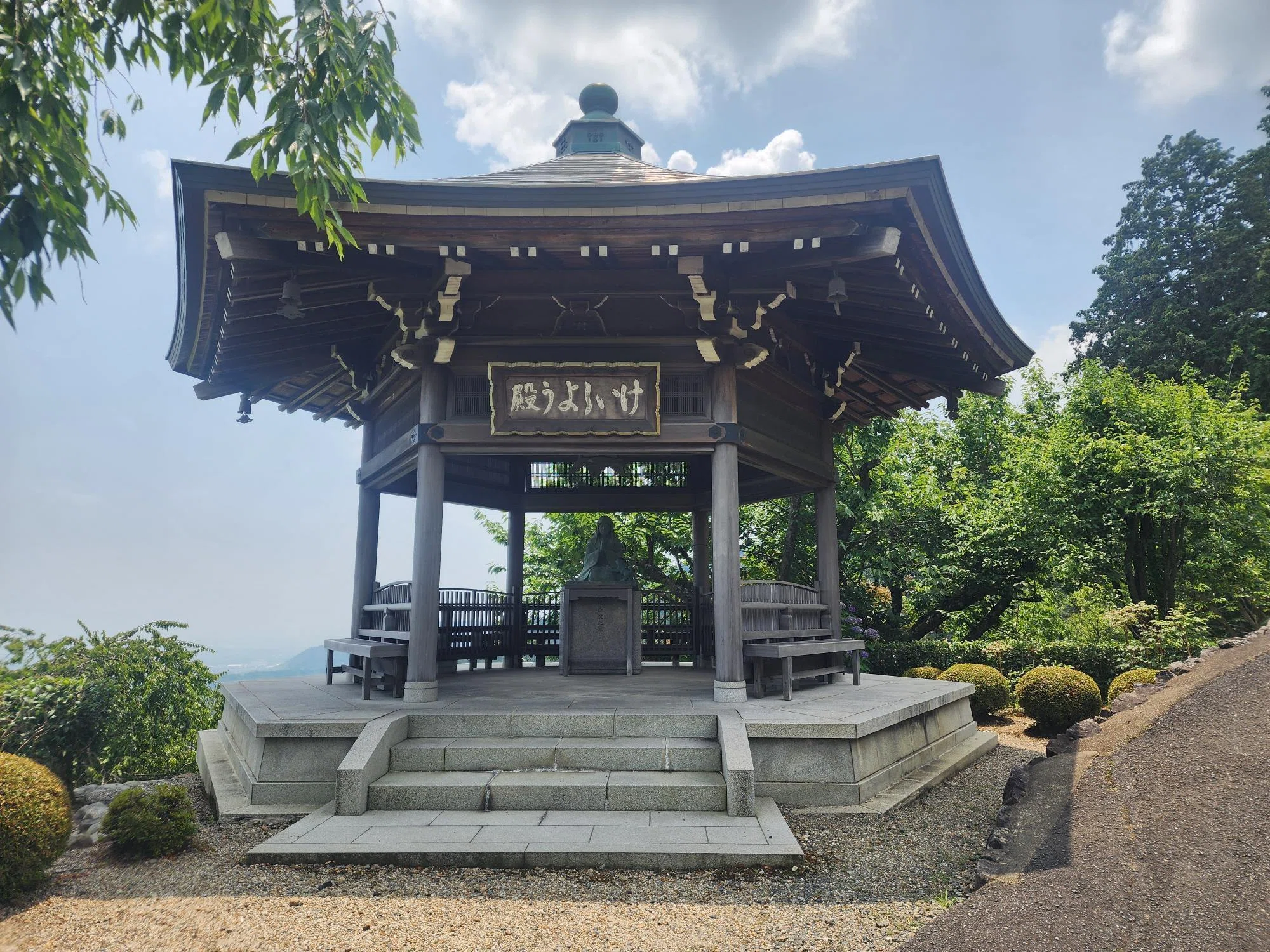 桂 昌 院