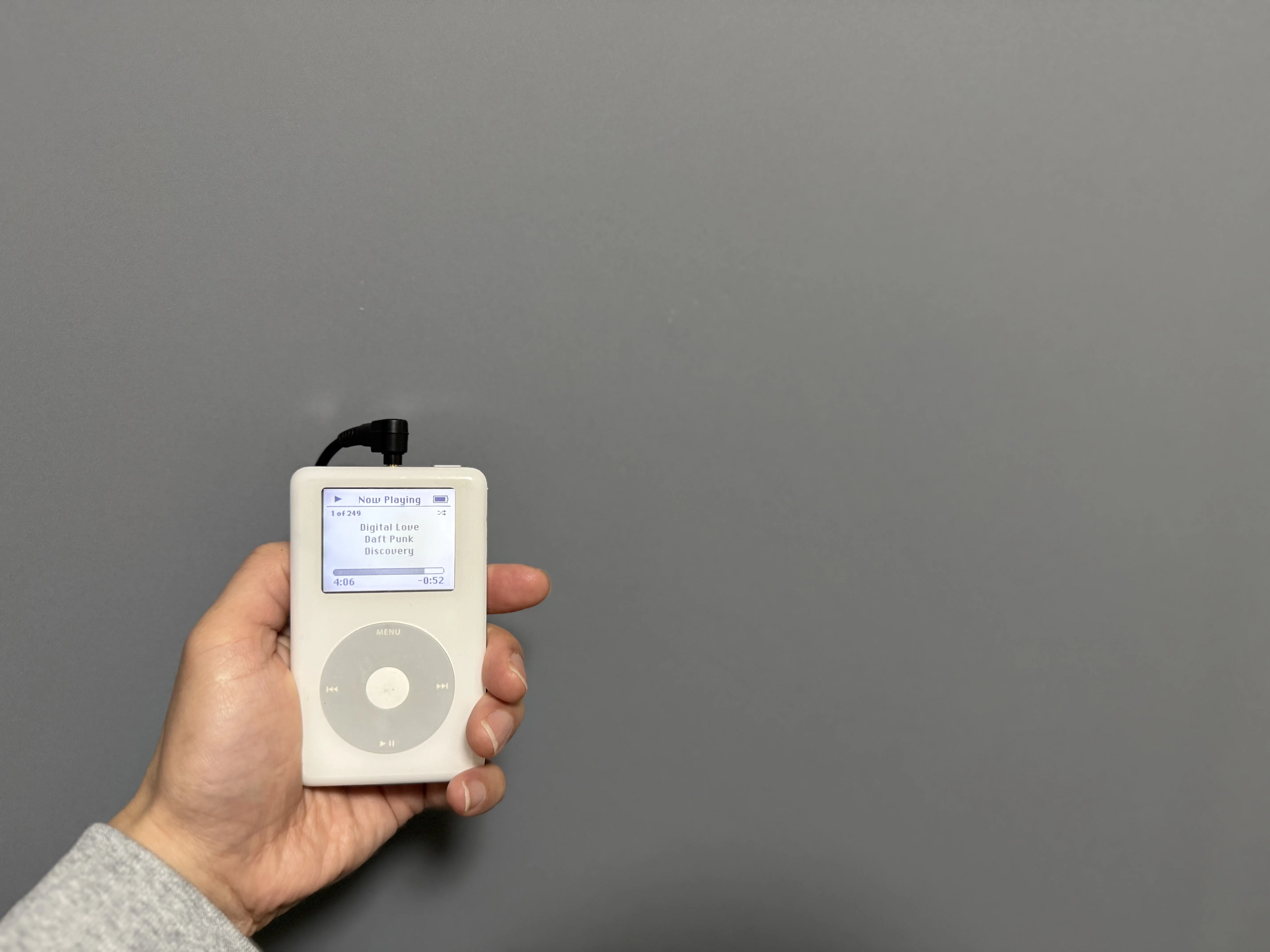 いにしえの iPod Classic 第4世代(A1059) レトロカワイイ? M4 MacBook