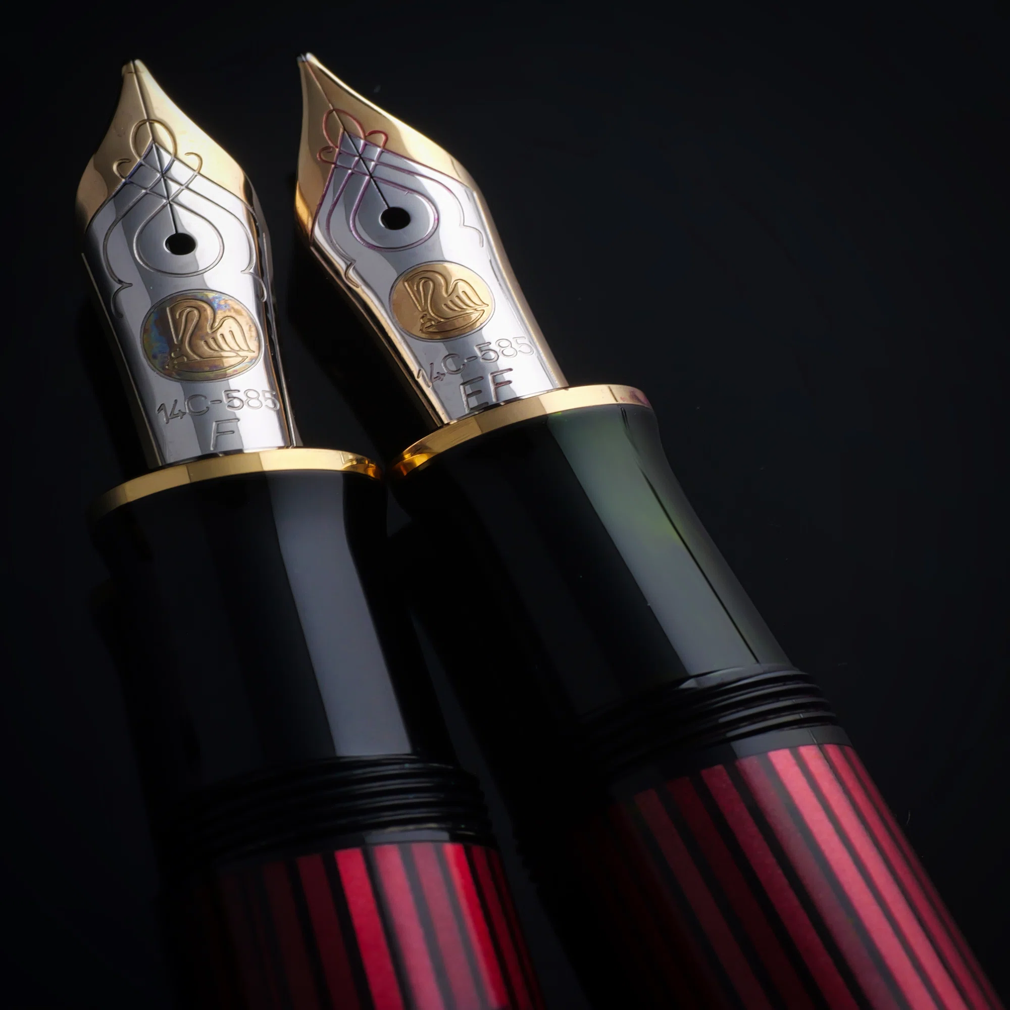 道具への敬意としての収集：Pelikan Souverän M600 Red Stripe｜Hideo 