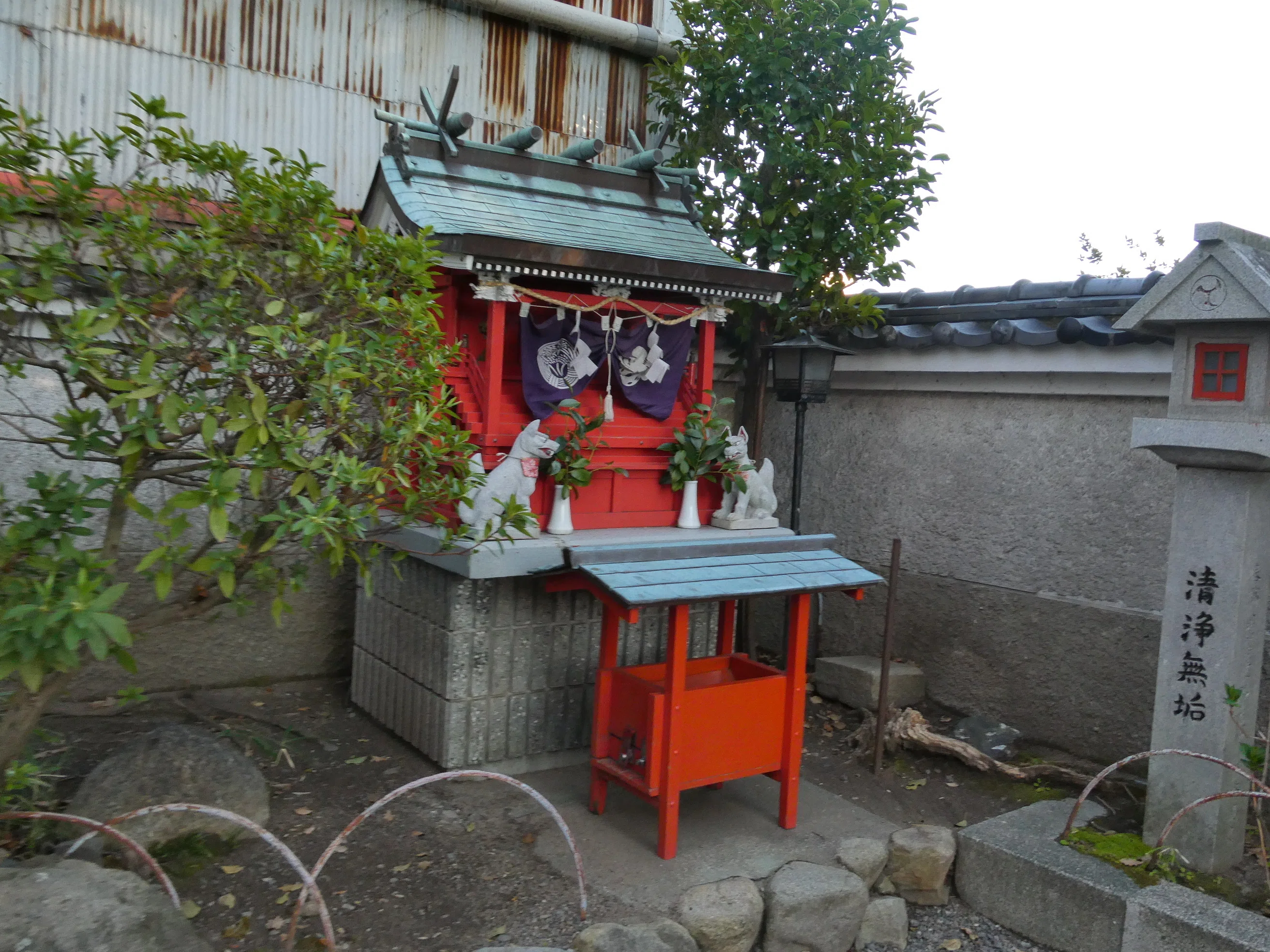 紀貫之と清少納言「蟻通神社」法螺貝に一本の糸を通す【和歌山シリーズ