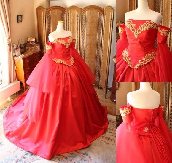 ロココドレス　手刺繍　マリー・アントワネット風　ハンドメイド　アイボリー×金 マリー・アントワネット ロココ調 18世紀 バケーションドレス 貴族風