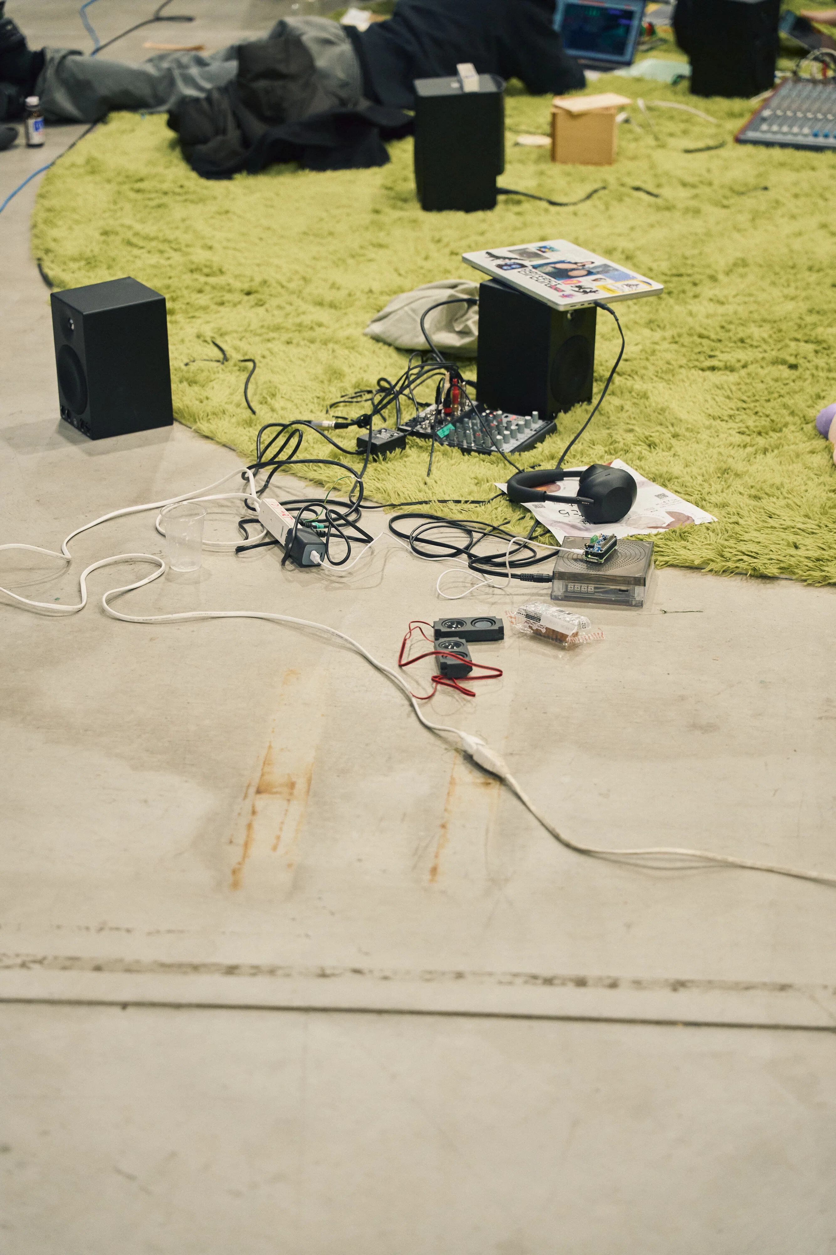 写真日記 - 2026/03 Still Sound, Small Sound: Bring Your Own Gadget