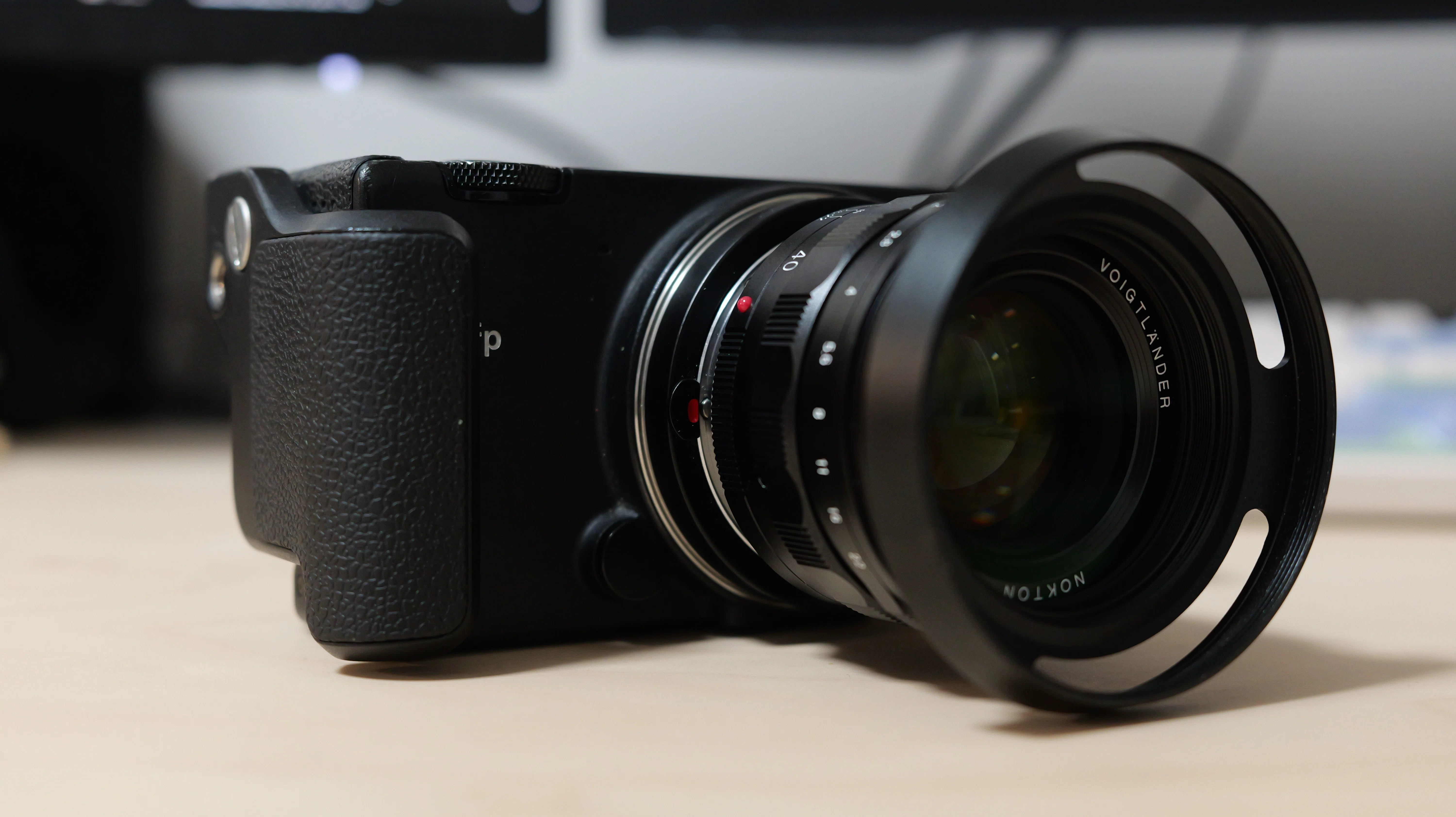 お*つ様 【アダプター付】NOKTON 40mm F1.2 Aspherical Lens Impression! コシナ NOKTON40mmF1.2 Aspherical Zマウント ○実勢