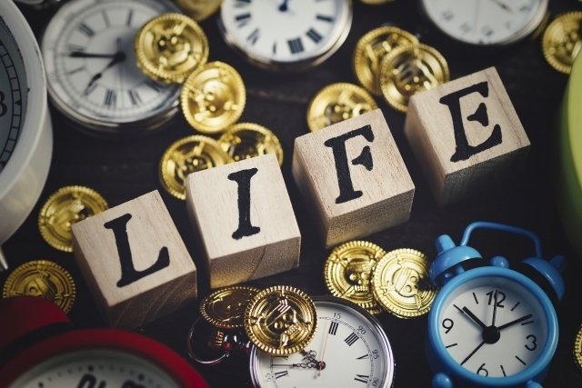 億を稼ぐ人の考え方　起業