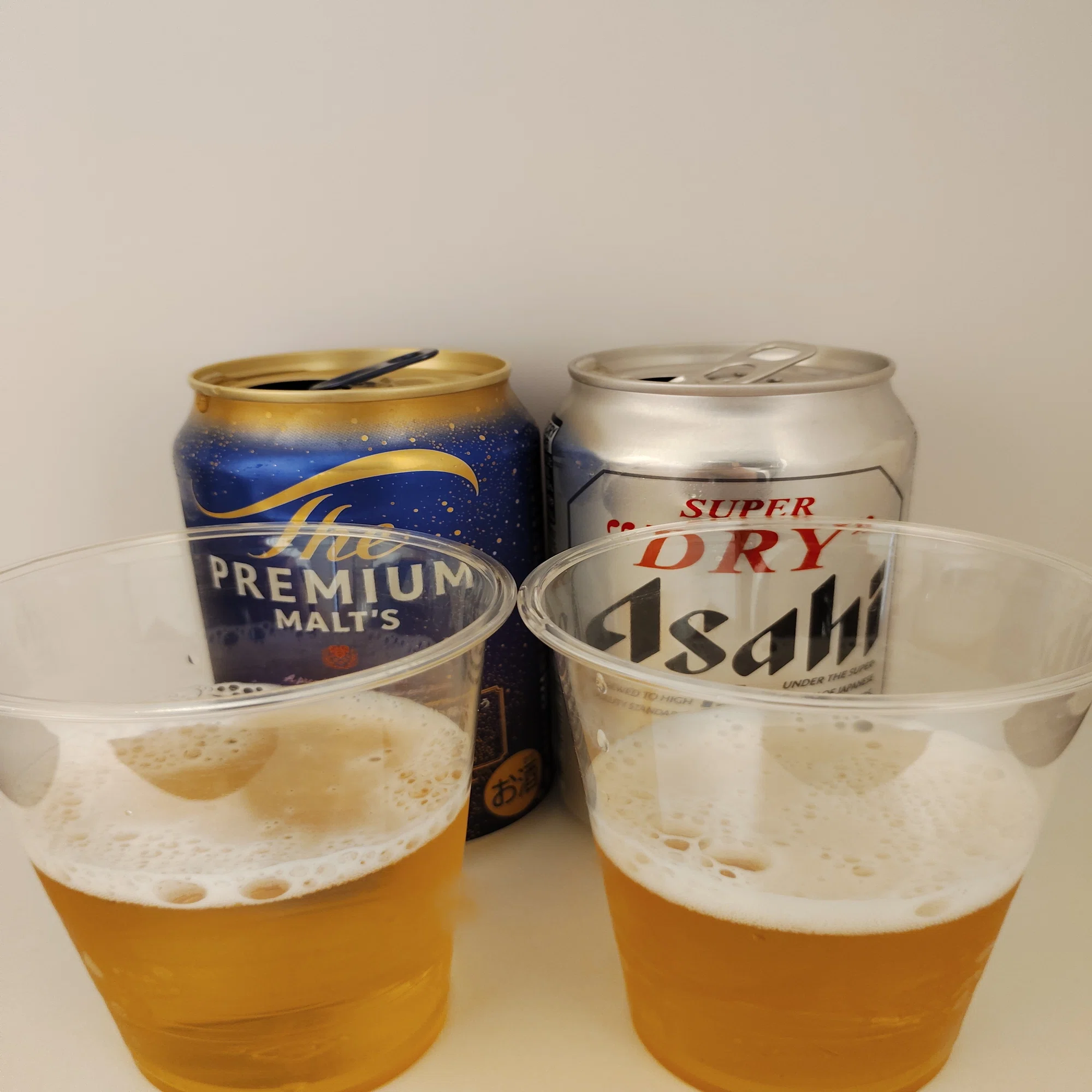 ザ・プレミアム・モルツ アサヒスーパードライを飲み比べ／大手ビール 