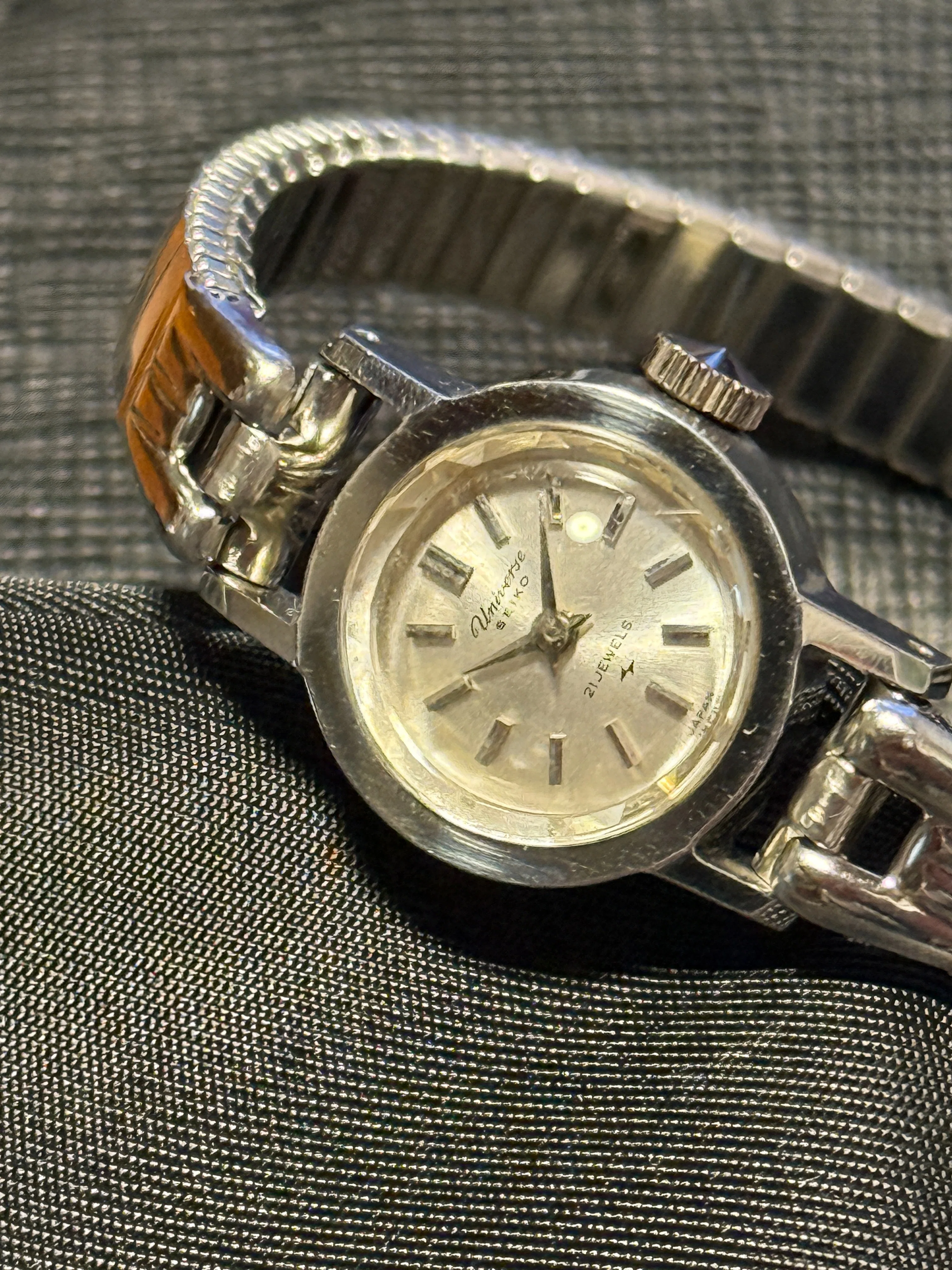 美品 稼働 SEIKO セイコー レディース 腕時計 1970年代 ヴィンテージ Seikosolar / SEIKO セイコー / レディース / ヴィンテージ ドレス