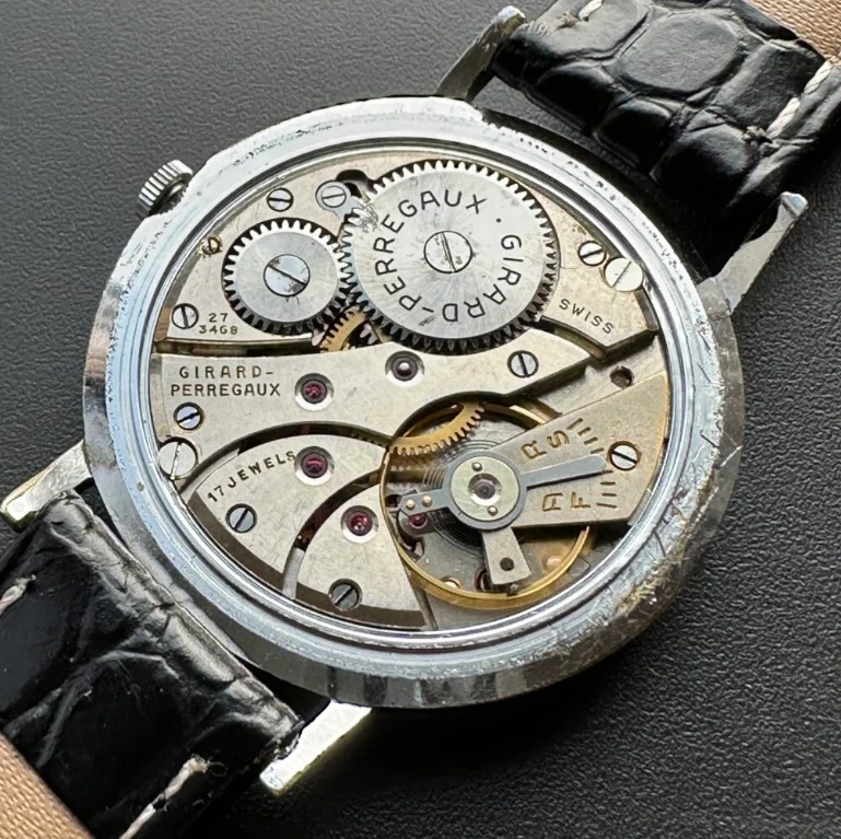21.【Girard-Perregaux Cal.27（GP27）】軍用設計をルーツに持つ堅牢 
