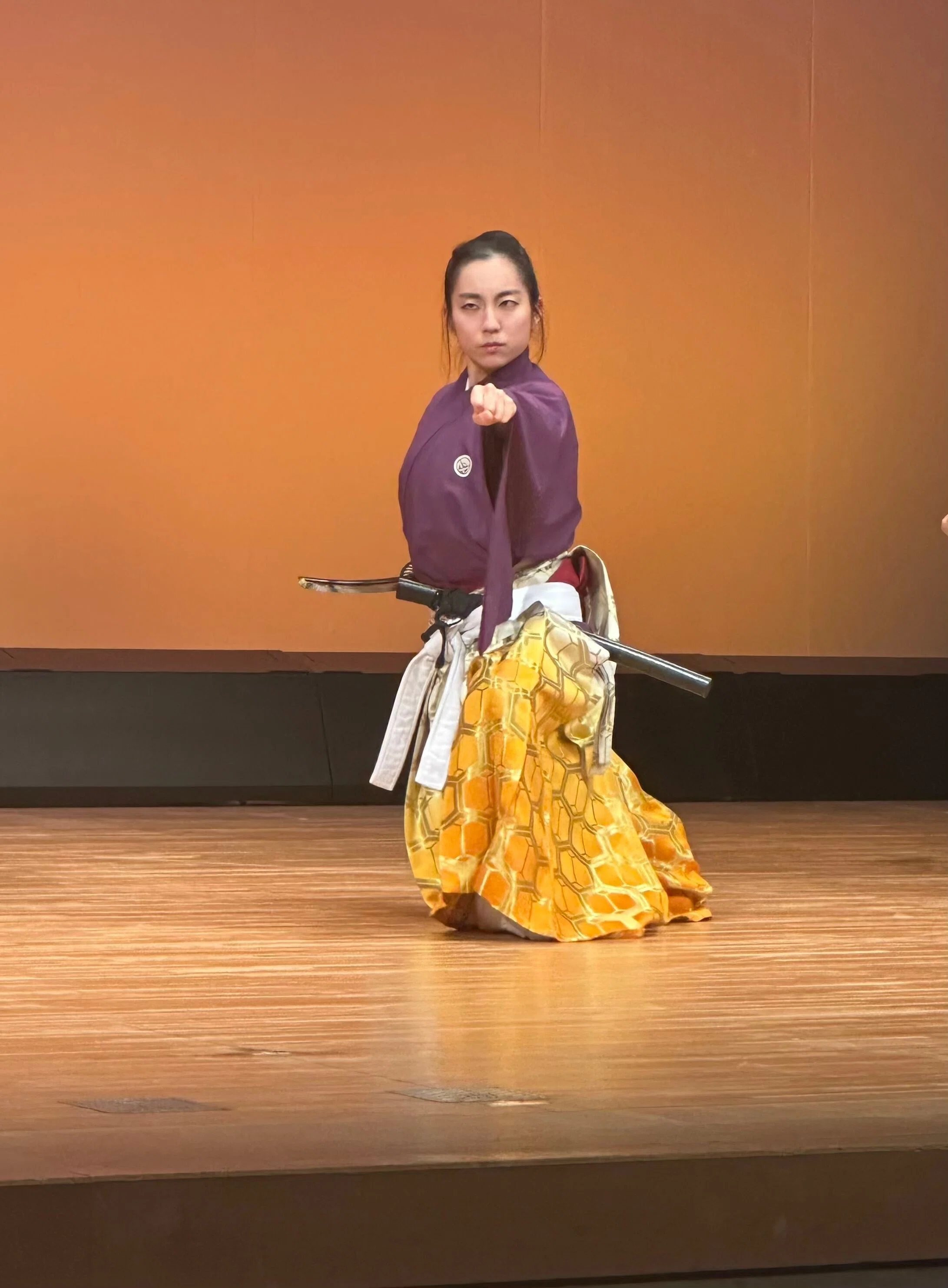 剣舞とイギリス舞台の身体表現】Movement as Meaning: Kenbu and