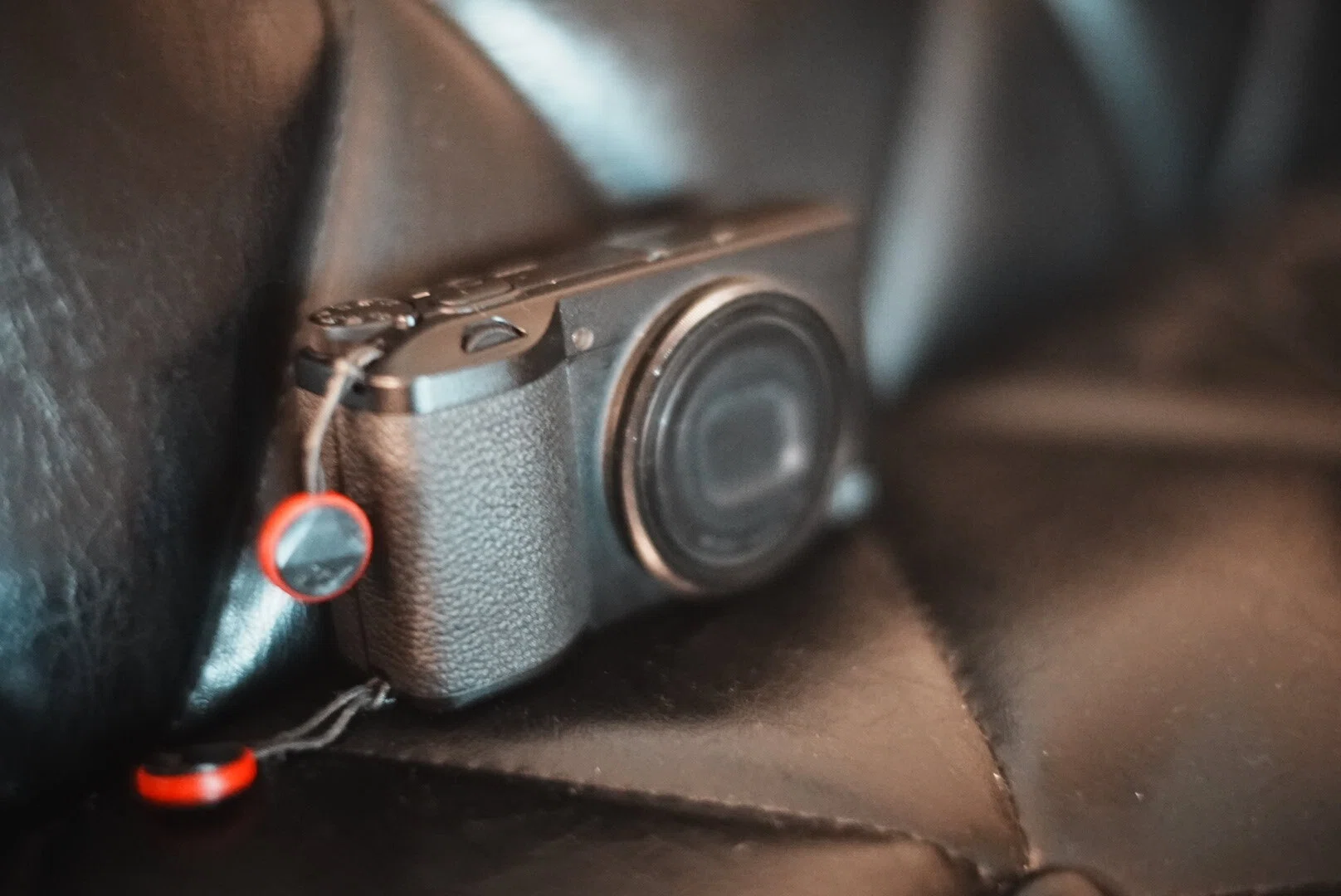 レトロでフィルムライク、でも最新。この3台があれば、カメラ沼を