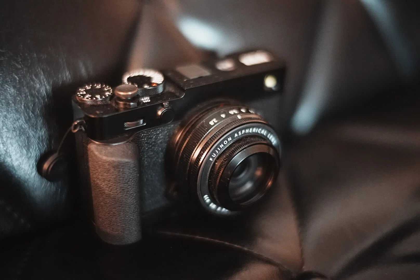 レトロでフィルムライク、でも最新。この3台があれば、カメラ沼を