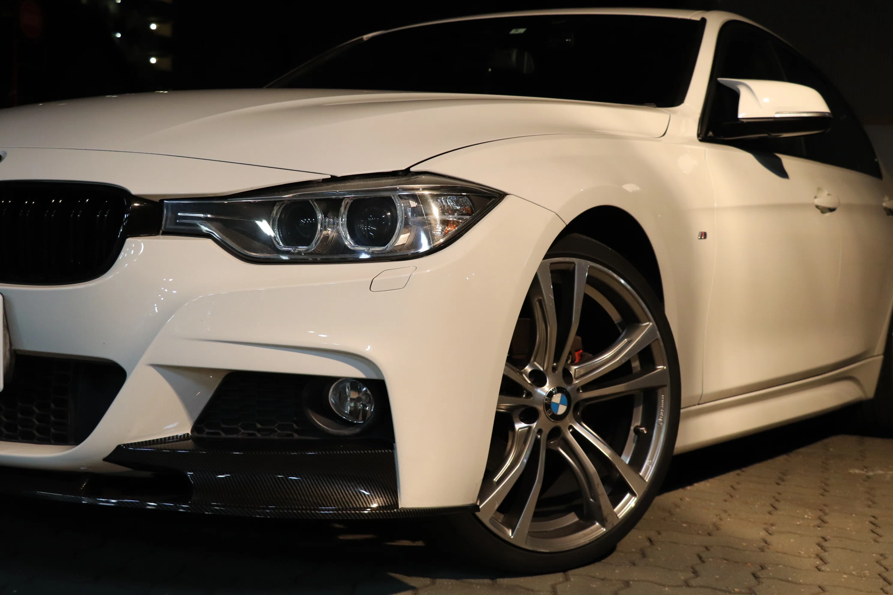 BMWは高いでしょ?に本気で答える。F30 320d Mスポーツの維持費を全部 BMWは高いでしょ?に本気で答える。F30 320d Mスポーツの維持費を全部