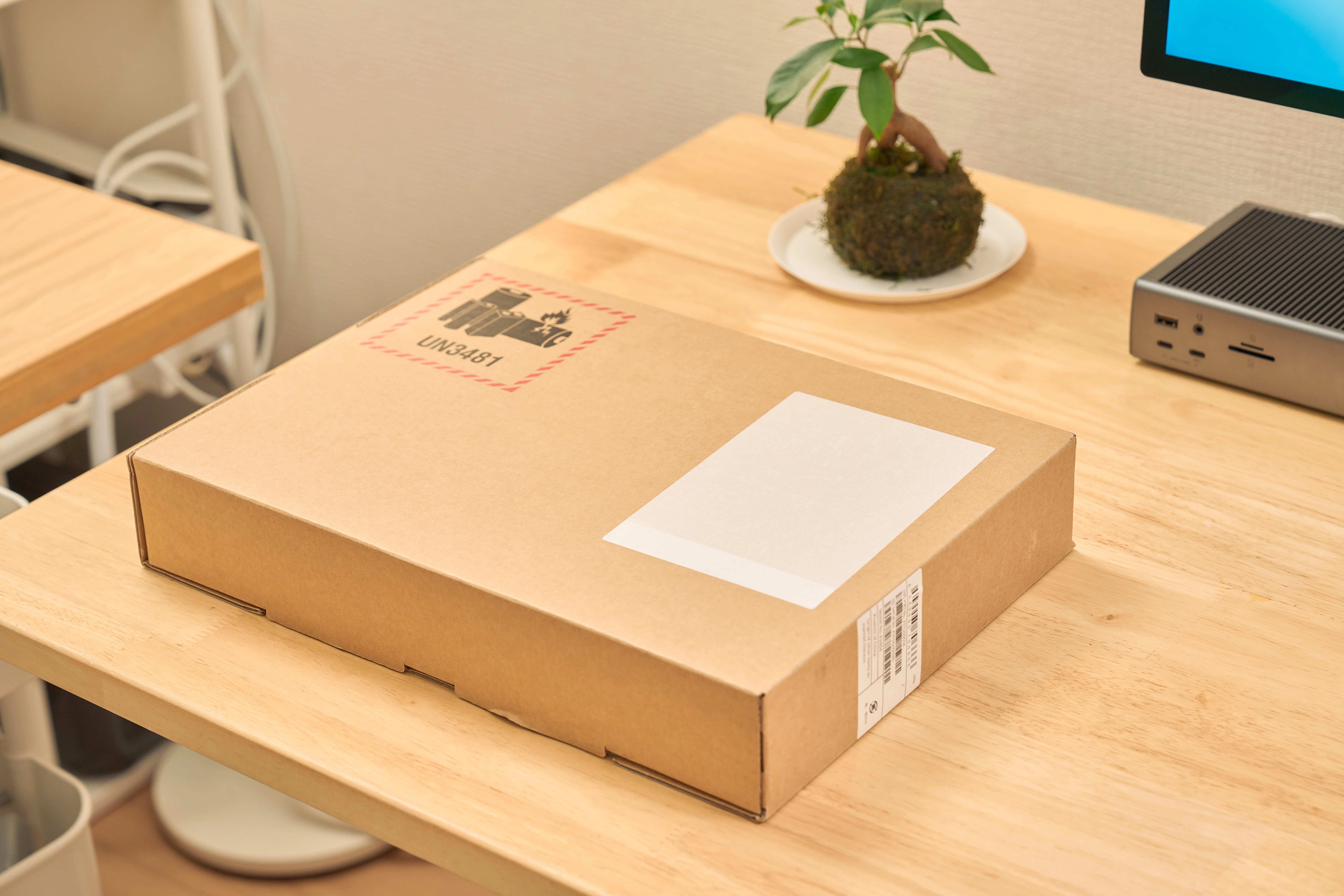 MacBook Neoを買ってみた | ¥99,800のサブMacが思った以上に使えた｜じゃが