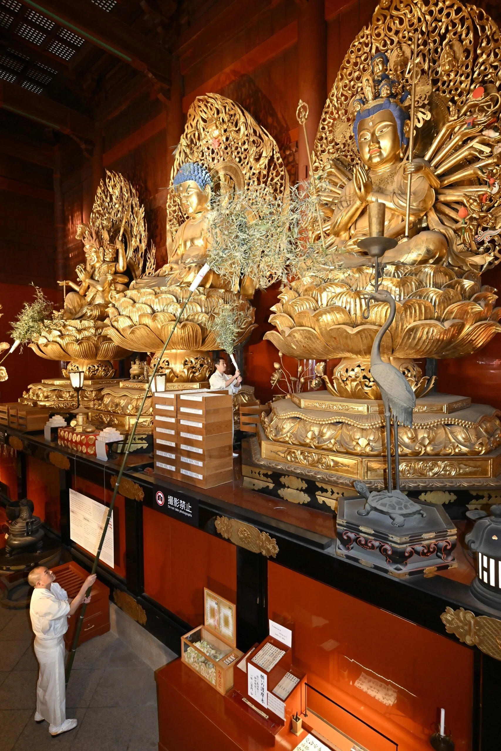 日光： 風景の地層ー神と仏の山、魚のいなかった湖｜Beyond the Itinerary