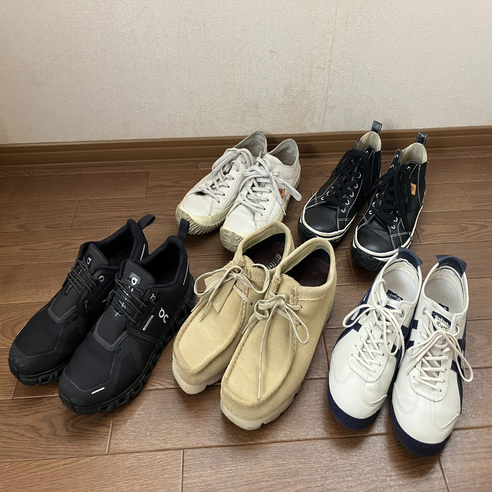 靴は3足でいい」と思っていた頃の自分へスニーカーしか持っていなかっ 