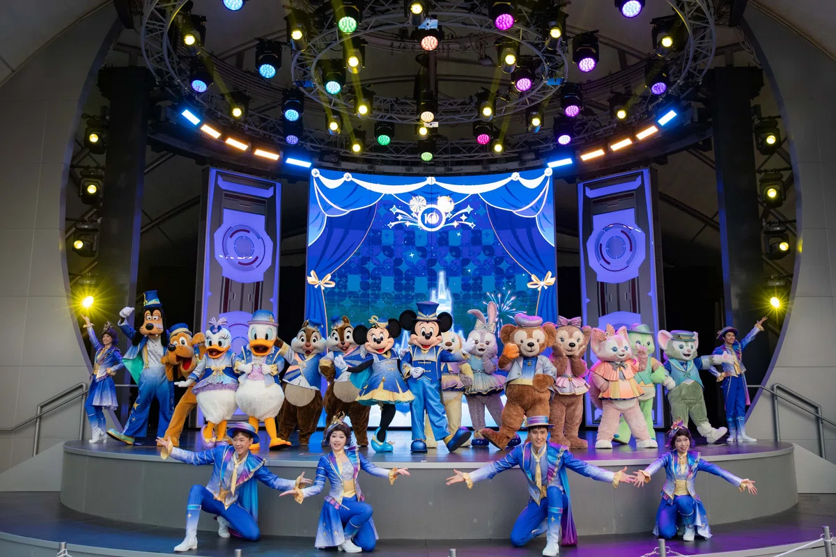 速報】上海ディズニー10周年開幕！初日イベントに潜入してみた｜安娜
