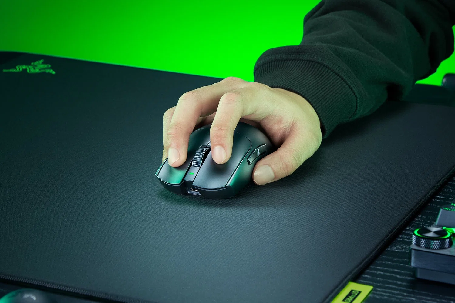 Razer Viper V4 Pro登場——世界のプロが選ぶ超軽量ワイヤレスマウスの