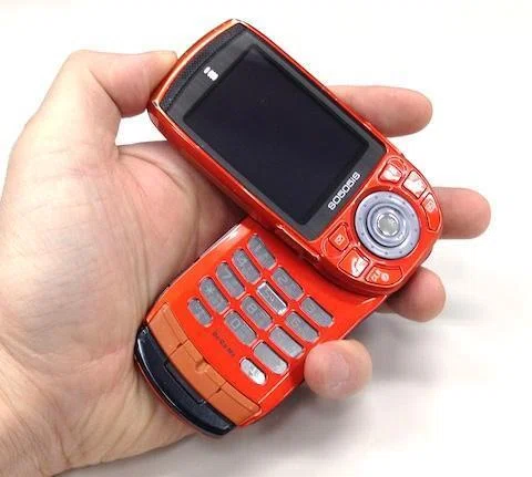 ポチりまくりで気づけばスマホ＆ガラケー24台｜ぽげむた。