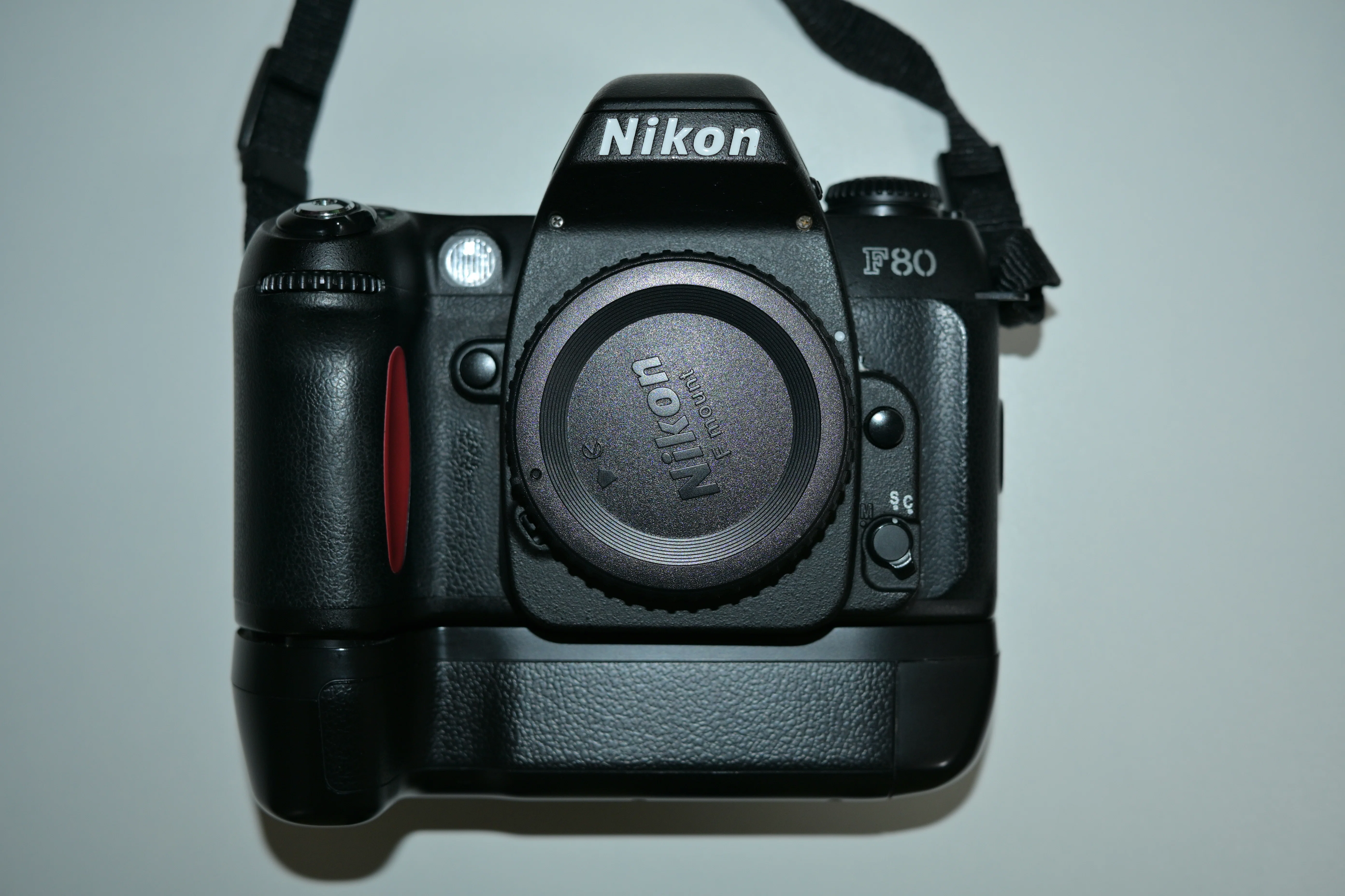 (*)様 Nikon F80 一眼レフフィルムカメラ ニコン沼（Nikon F80編） フィルムカメラの魅力 作例あり｜えれ