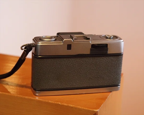 OLYMPUS PEN 🔴 D.Zuiko 2.8cm f3.5｜いつかどこかで